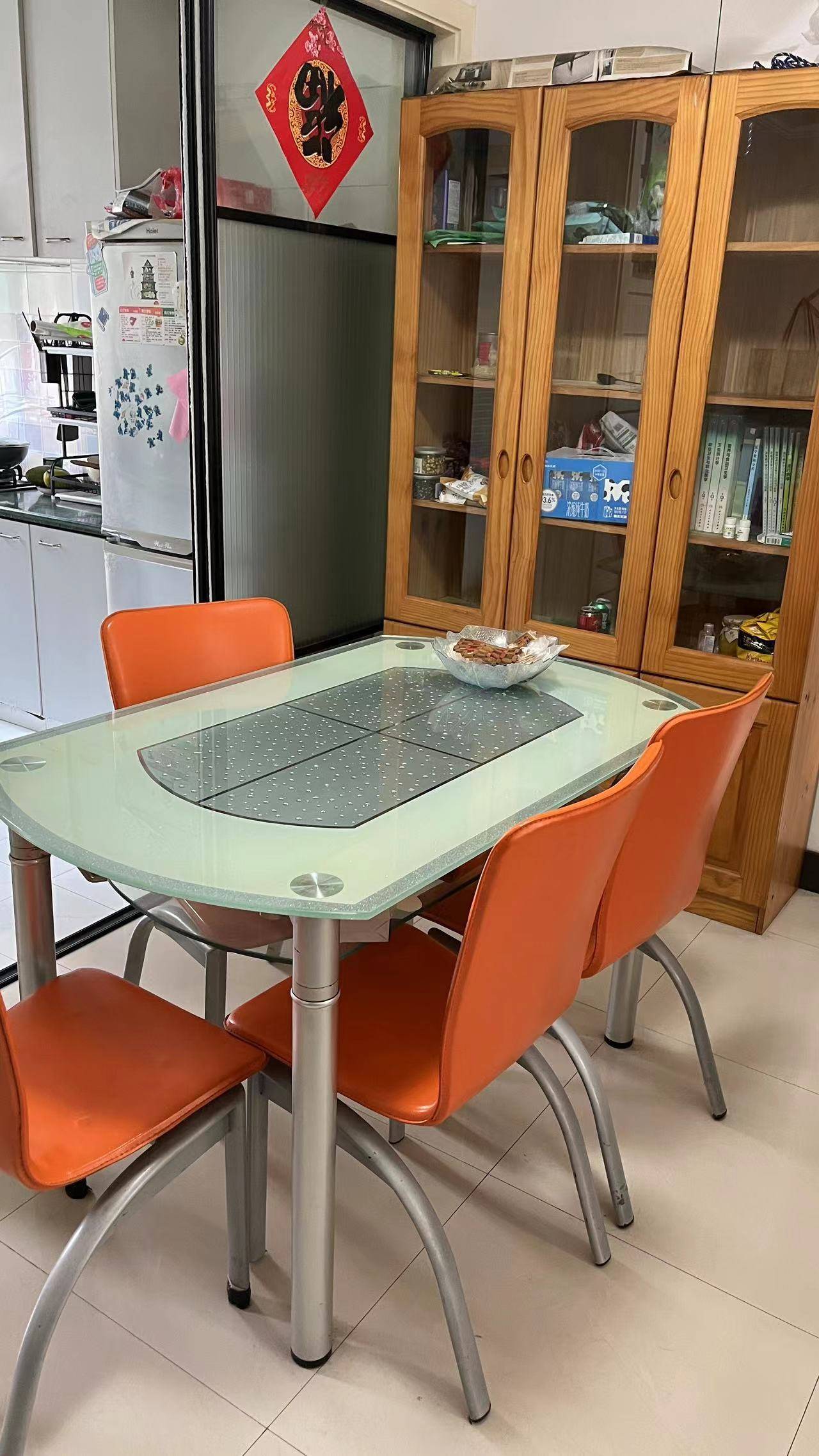 Shanghai-Songjiang-40RMB/Night,Cozy Home,Clean&Comfy,No Gender Limit,Hustle & Bustle,“Friends”,Chilled,LGBTQ Friendly,Pet Friendly