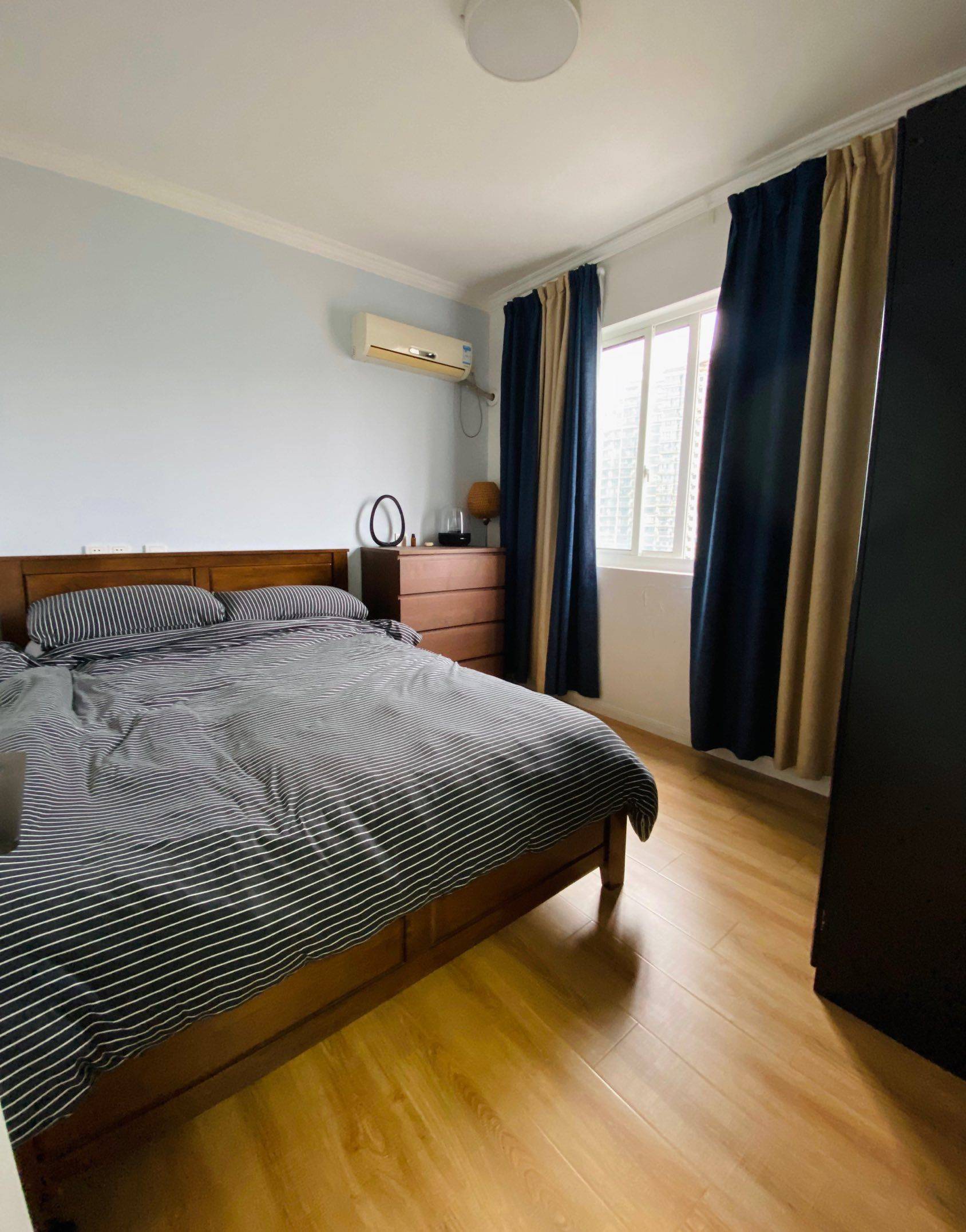 Shanghai-Xuhui-Cozy Home,Clean&Comfy,No Gender Limit,Hustle & Bustle,“Friends”,Chilled,LGBTQ Friendly,Pet Friendly