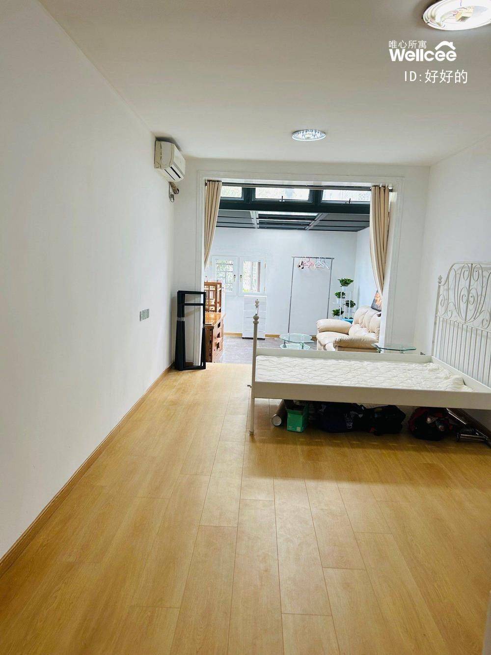 Shanghai-Pudong-Cozy Home,Clean&Comfy,No Gender Limit,Hustle & Bustle,“Friends”,Chilled,LGBTQ Friendly,Pet Friendly