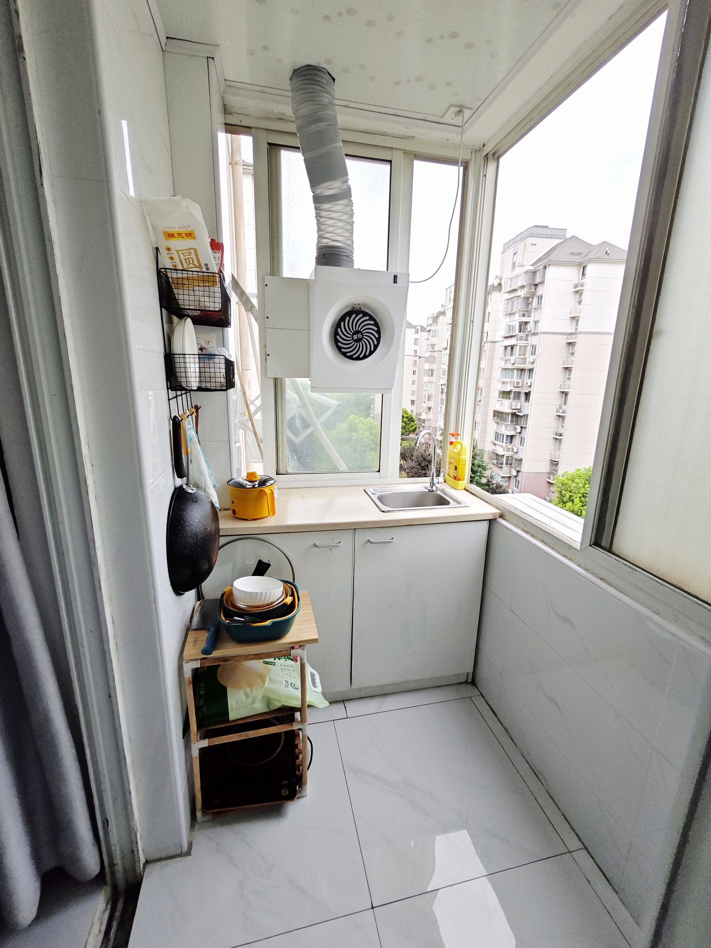 Shanghai-Pudong-Cozy Home,Clean&Comfy,No Gender Limit,Hustle & Bustle,Chilled