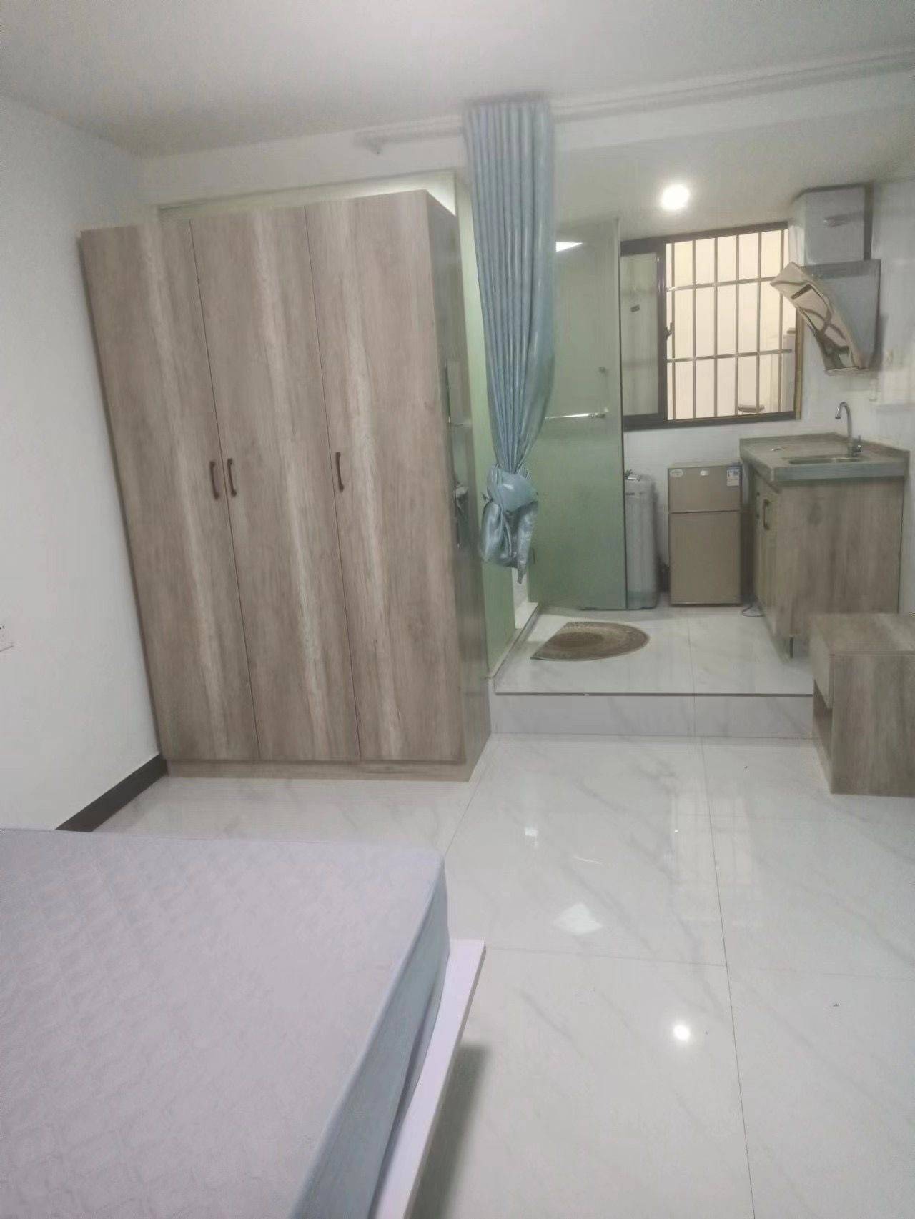 Cozy Home-Clean&Comfy-No Gender Limit-Hustle & Bustle-Pet Friendly