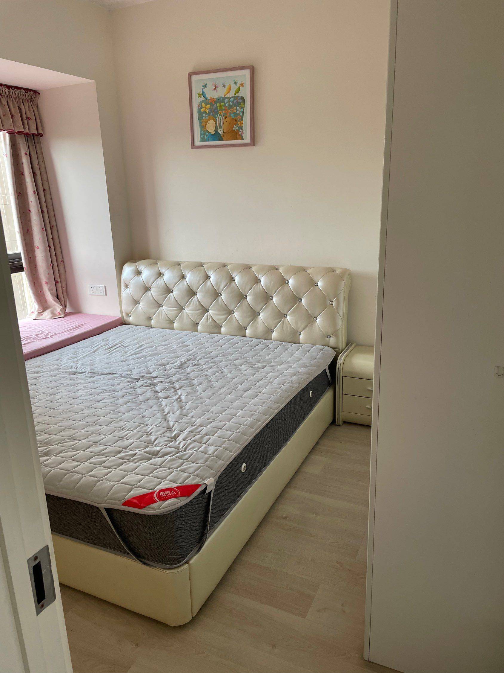 Chongqing-Yubei-Cozy Home,Clean&Comfy,Hustle & Bustle