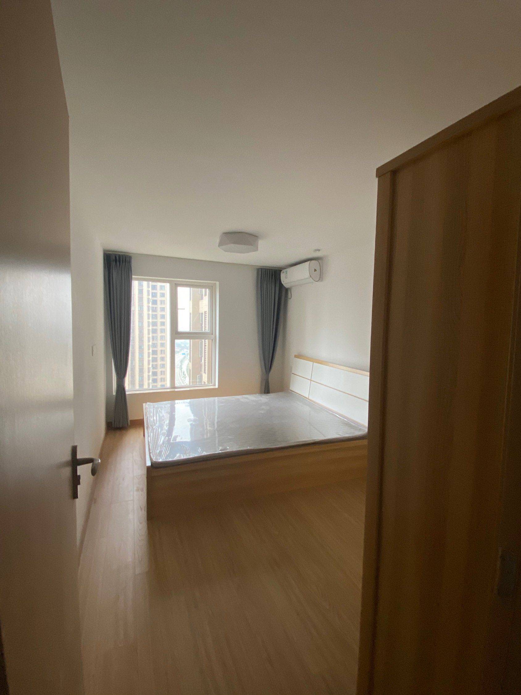 Chengdu-Shuangliu-Hustle & Bustle,“Friends”,Chilled,Pet Friendly