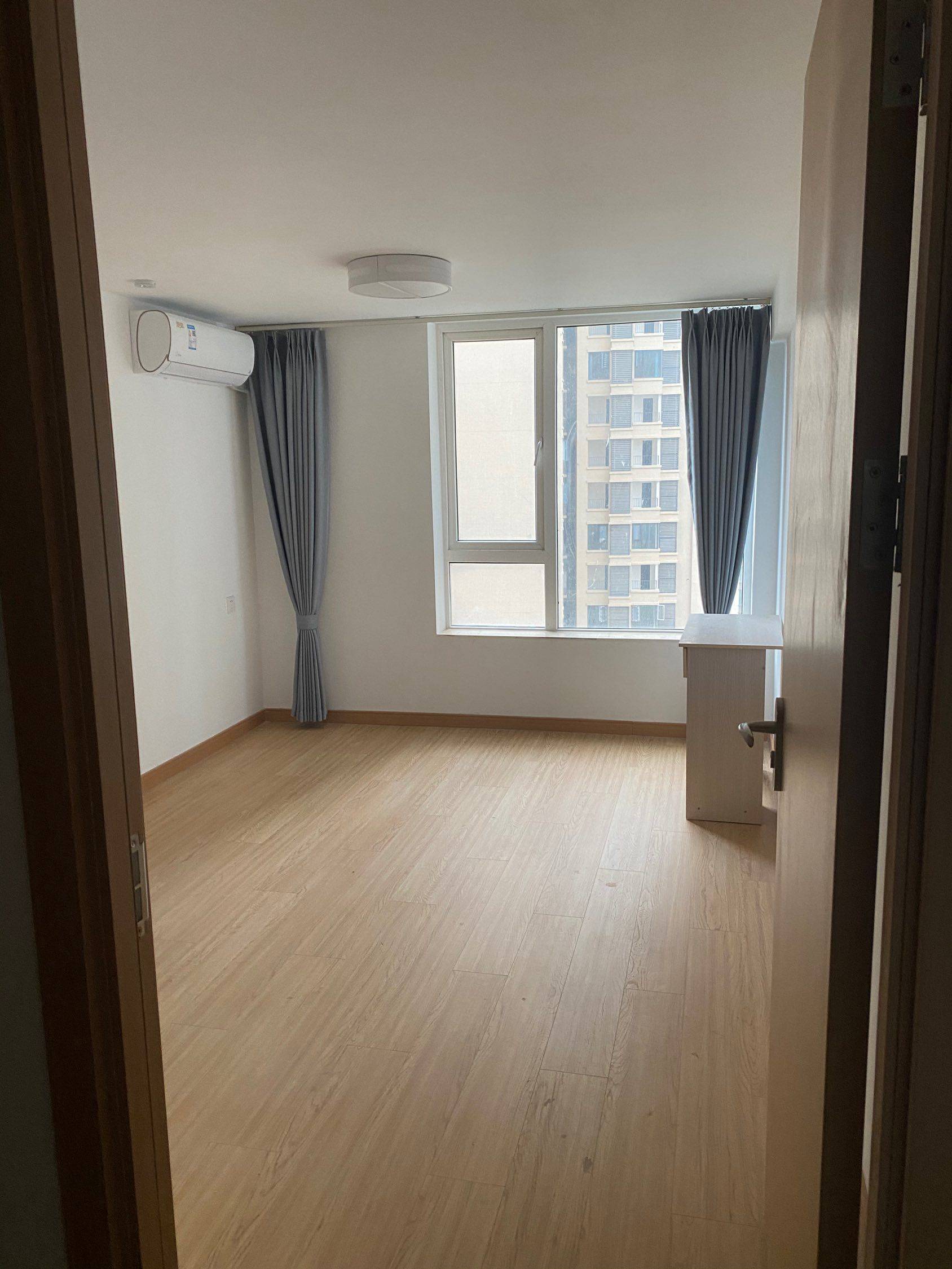 Chengdu-Shuangliu-Hustle & Bustle,“Friends”,Chilled,Pet Friendly