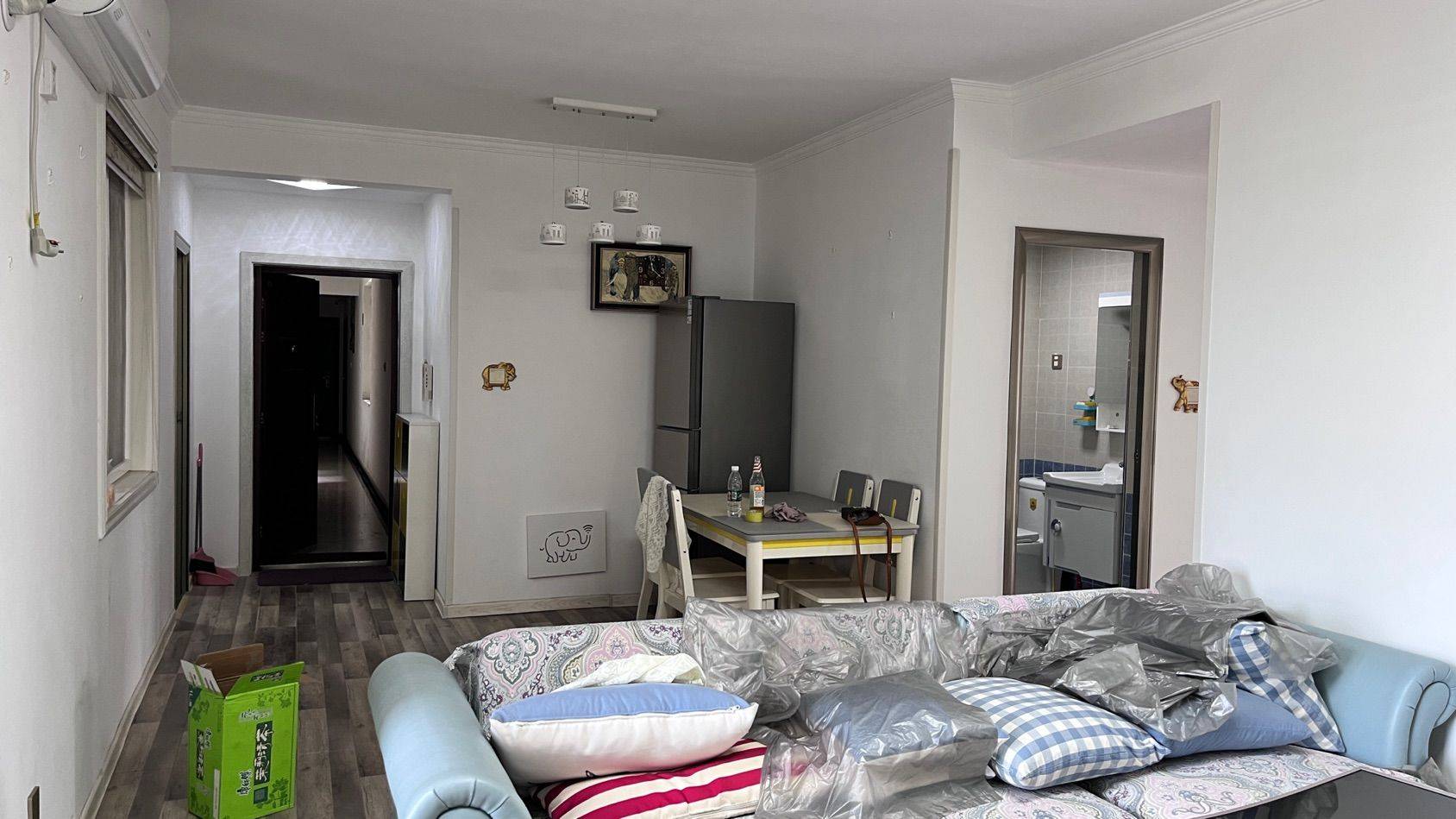 Xi'An-Lianhu-Cozy Home,Clean&Comfy,No Gender Limit,Hustle & Bustle,“Friends”,Chilled,LGBTQ Friendly