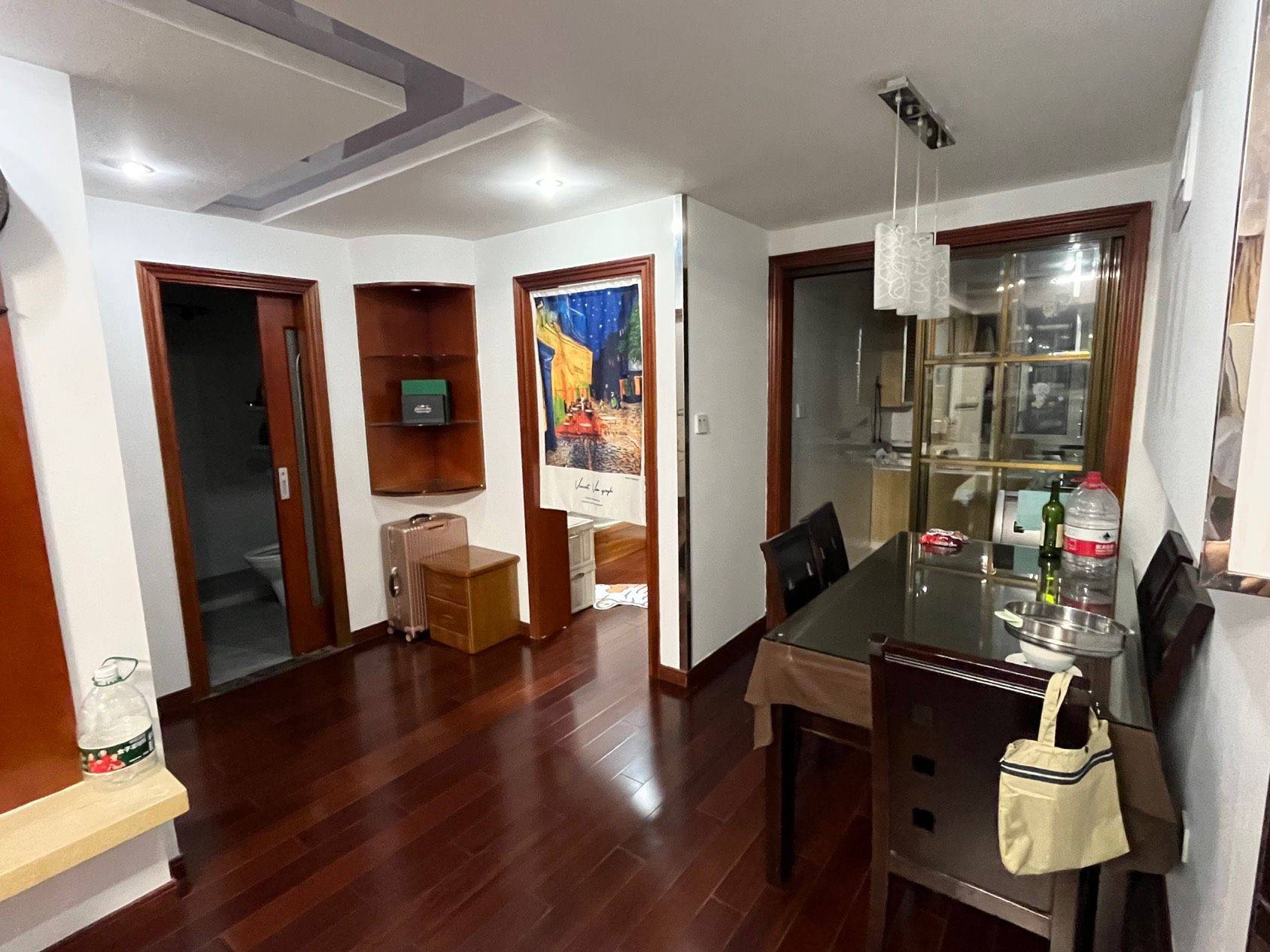 Shanghai-Pudong-Cozy Home,Clean&Comfy,No Gender Limit,Hustle & Bustle,“Friends”,Chilled
