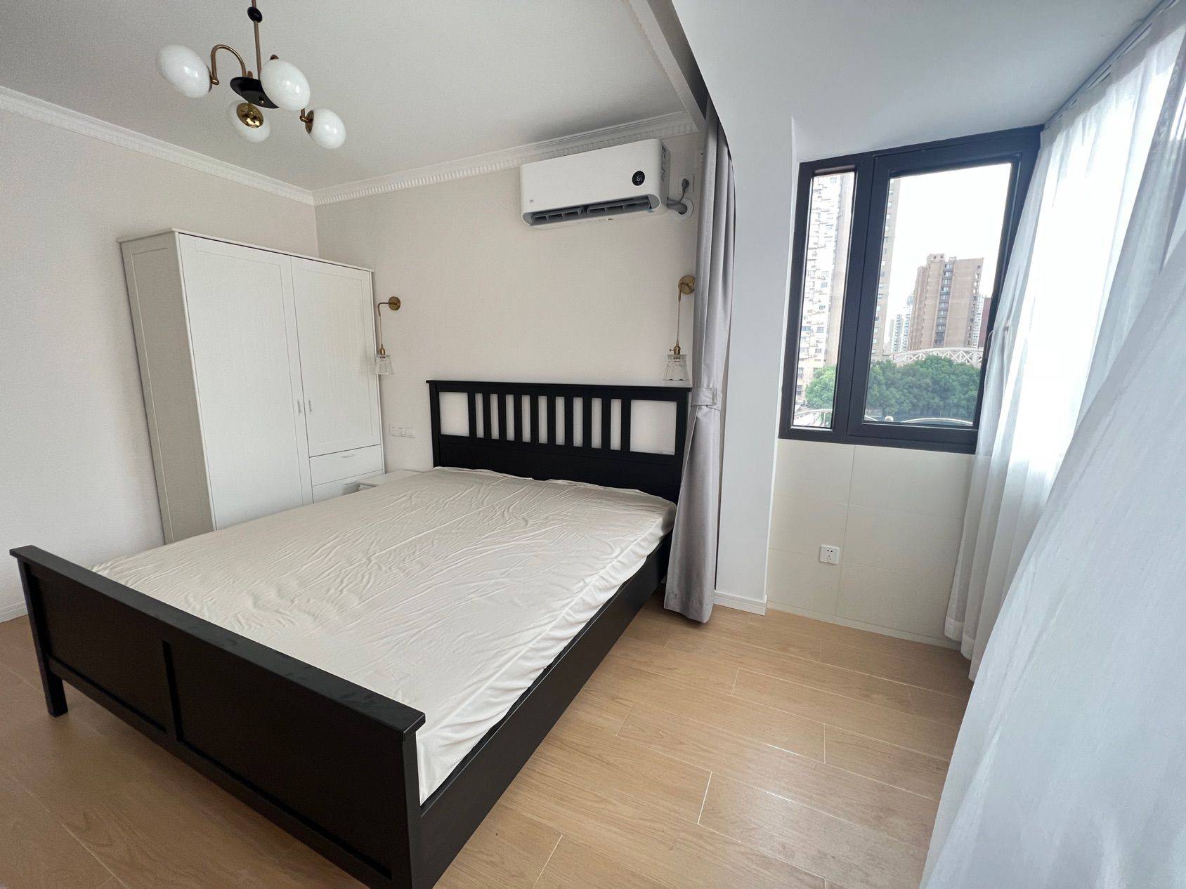Shanghai-Jing‘An-Cozy Home,Clean&Comfy,No Gender Limit,Hustle & Bustle,“Friends”,Chilled,LGBTQ Friendly,Pet Friendly
