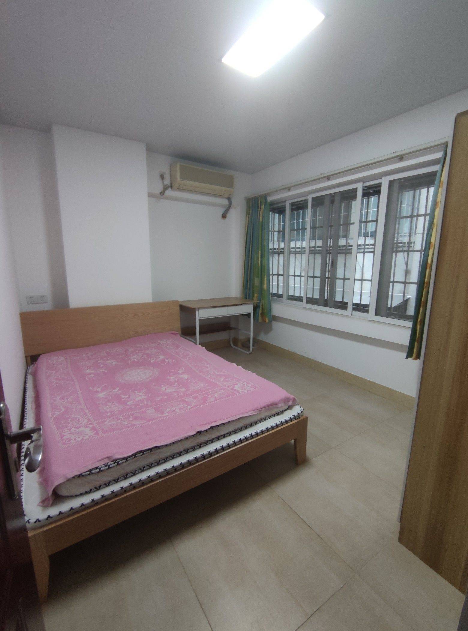Guangzhou-Yuexiu-Cozy Home,Clean&Comfy,No Gender Limit,Hustle & Bustle,“Friends”,Chilled