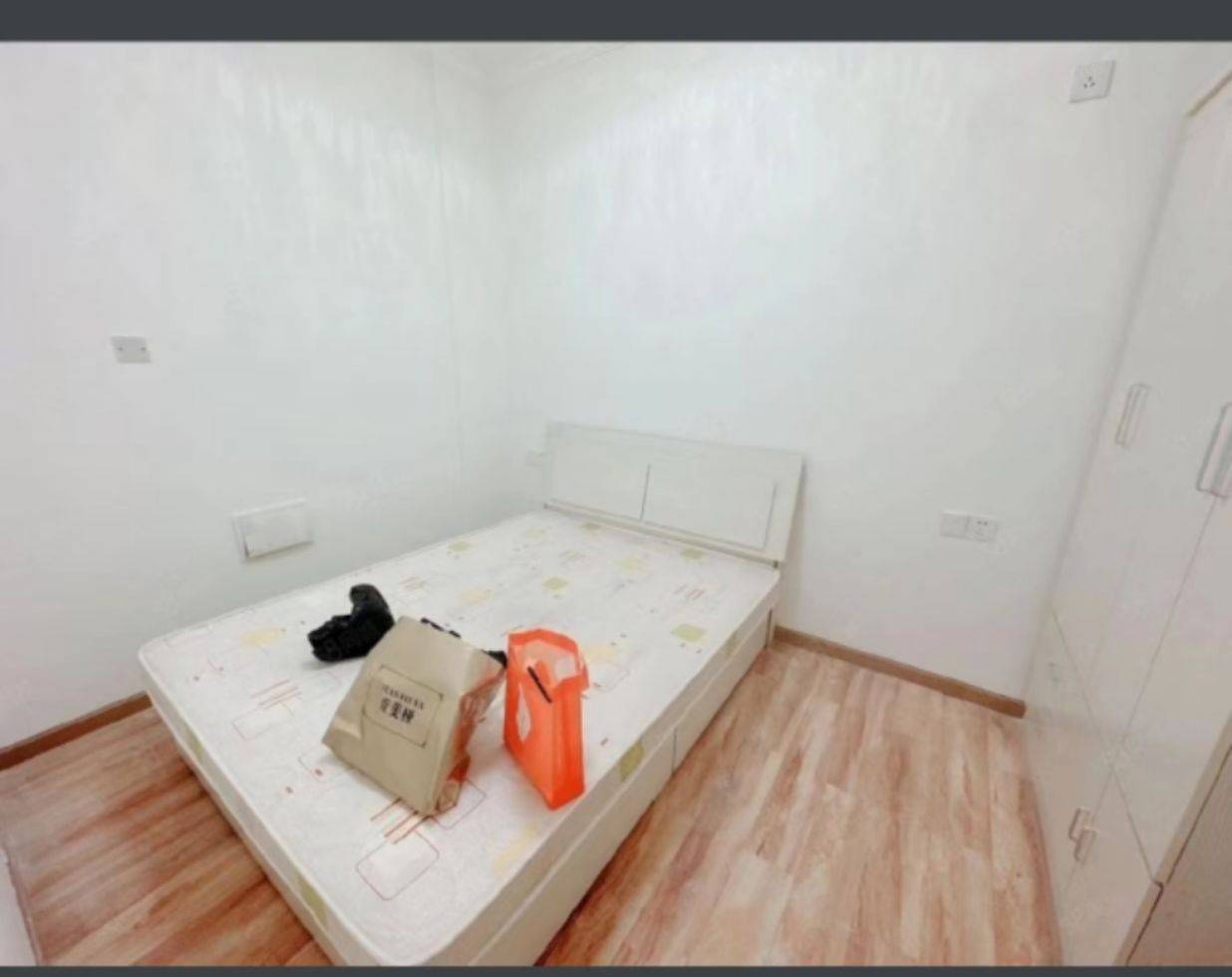 Wuhan-Hanyang-Cozy Home,Clean&Comfy,No Gender Limit,Hustle & Bustle,Pet Friendly