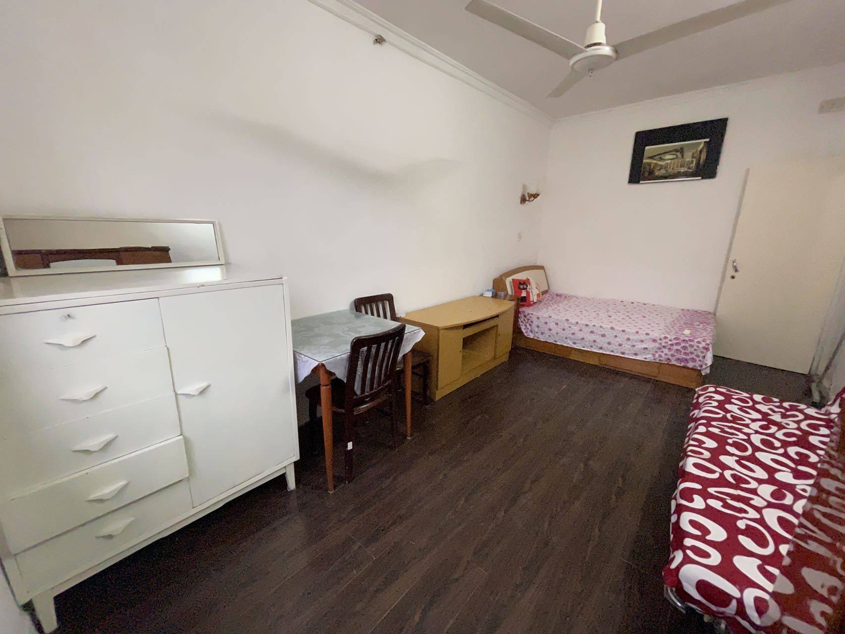 Shanghai-Putuo-Hustle & Bustle,Pet Friendly