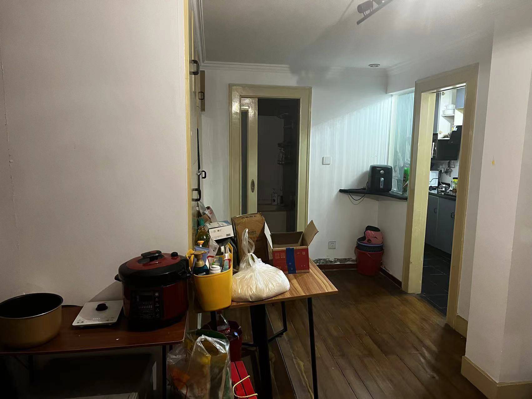 Shanghai-Pudong-Cozy Home,Clean&Comfy,No Gender Limit