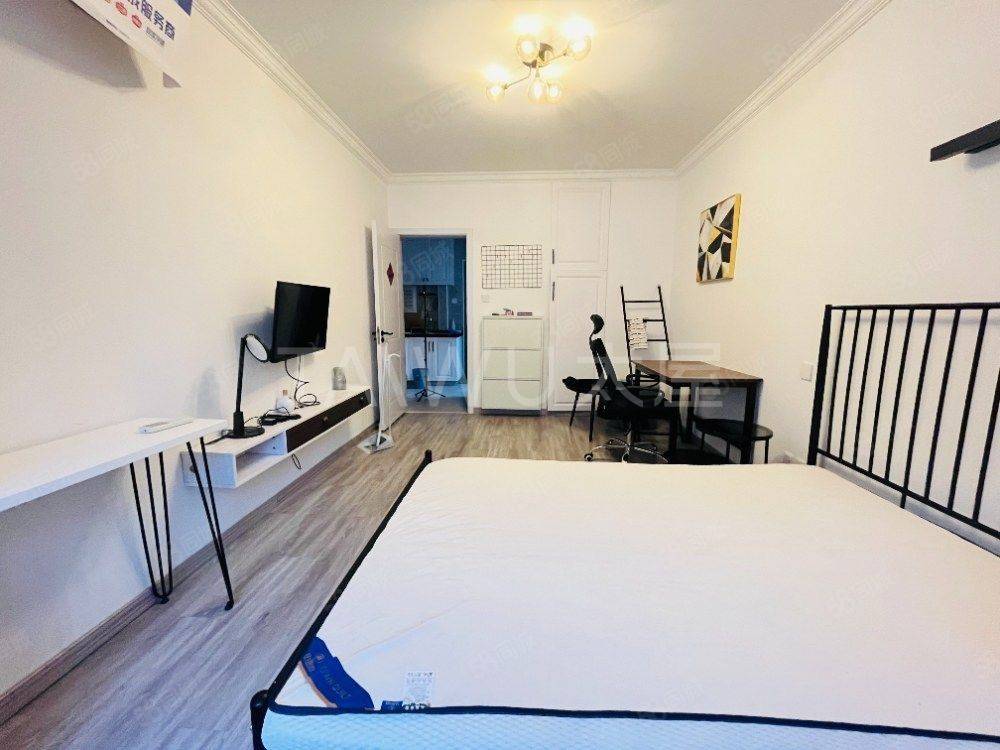 Shanghai-Changning-Cozy Home,Clean&Comfy,No Gender Limit,Hustle & Bustle,“Friends”,Chilled,LGBTQ Friendly