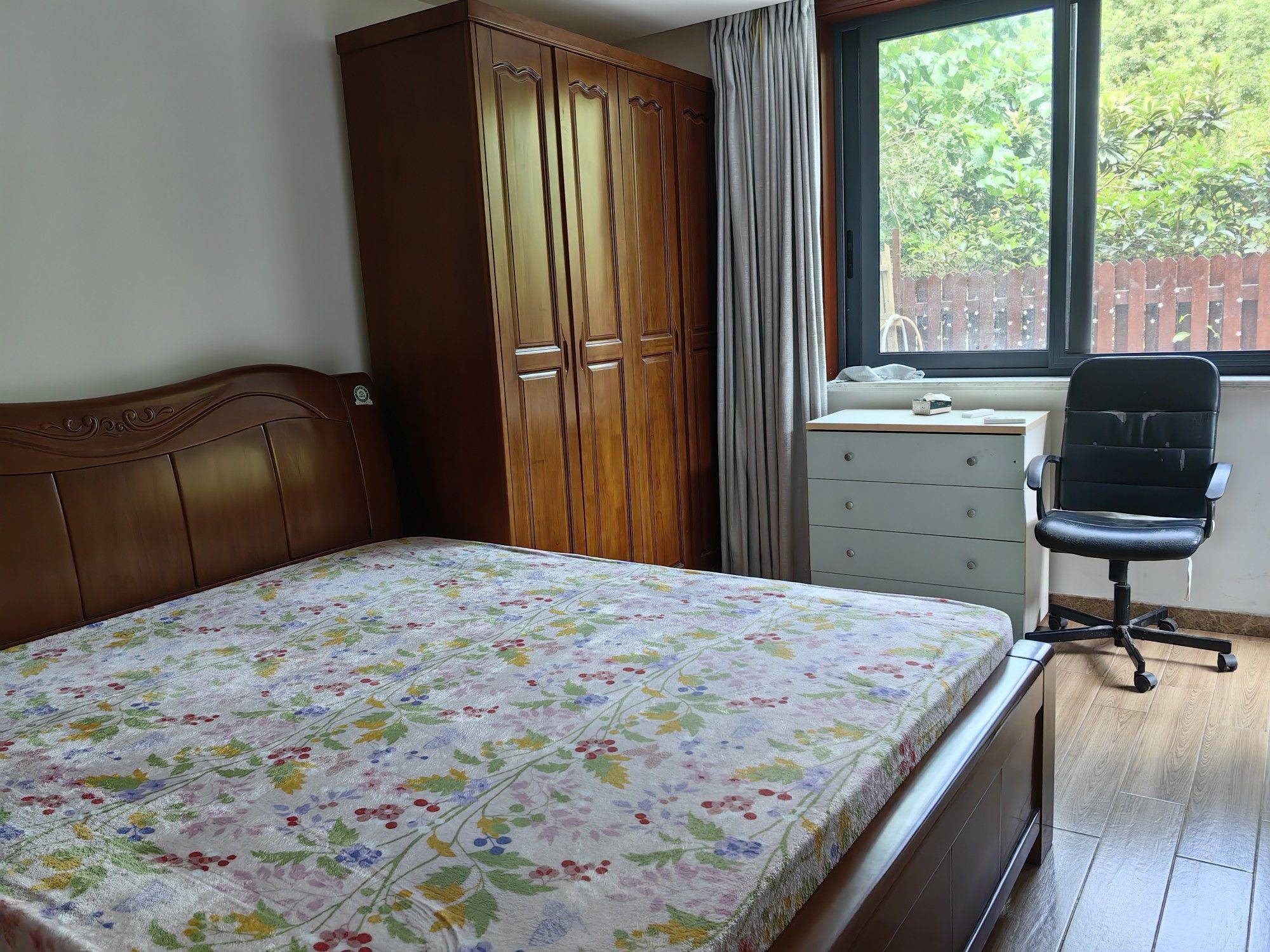 Shanghai-Songjiang-Cozy Home,Hustle & Bustle,“Friends”,Chilled