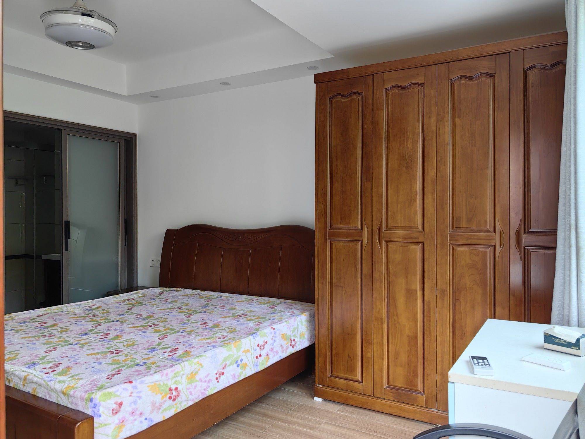 Shanghai-Songjiang-Cozy Home,Hustle & Bustle,“Friends”,Chilled