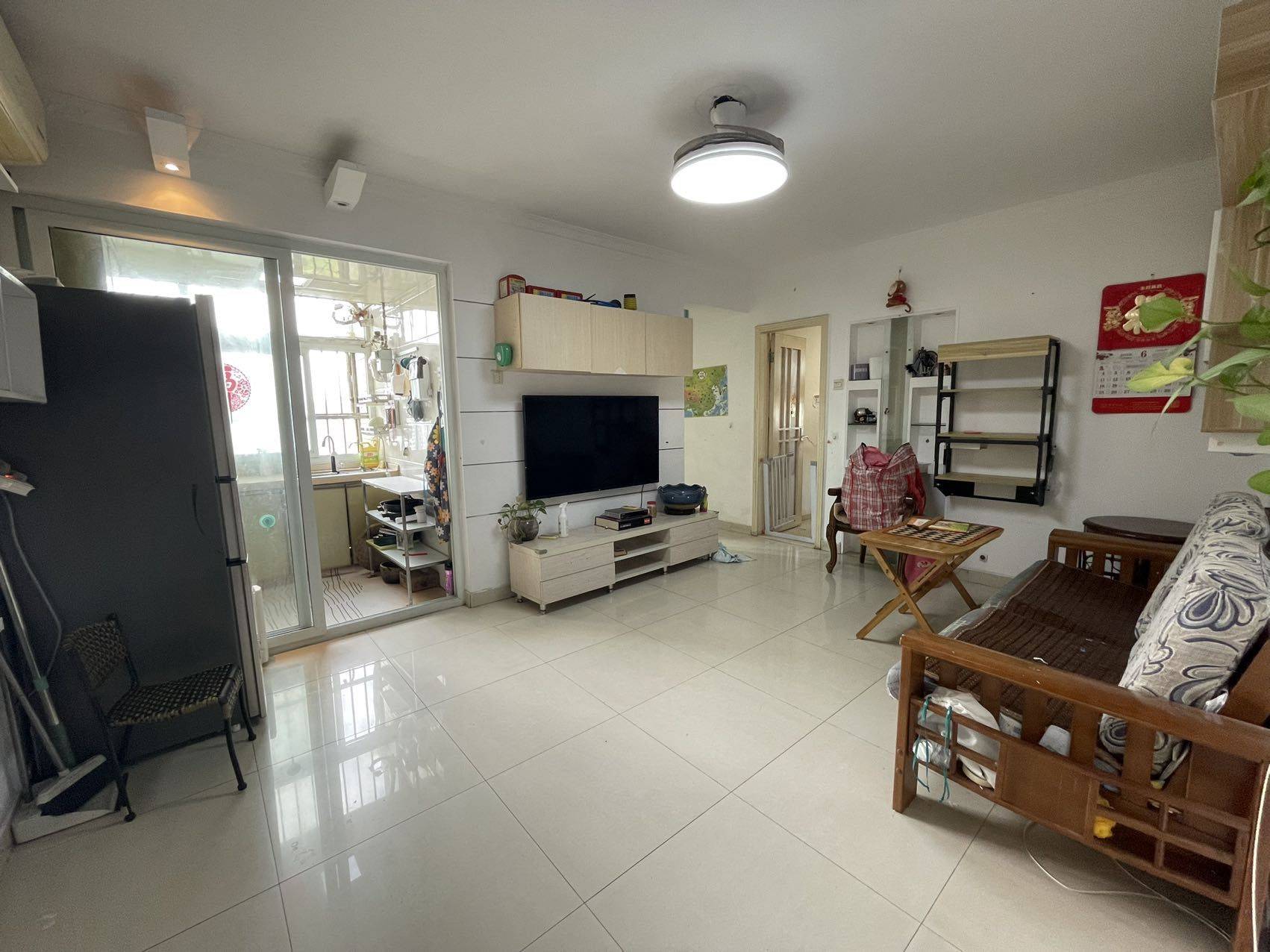 Shenzhen-Luohu-Cozy Home,Clean&Comfy,No Gender Limit,Hustle & Bustle,“Friends”,Chilled,LGBTQ Friendly