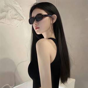 王