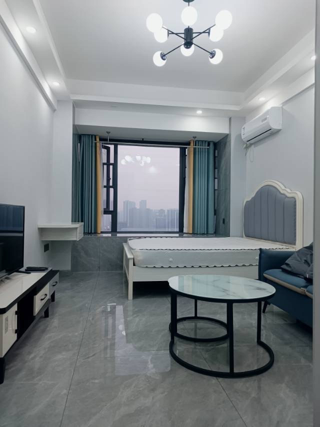 Changsha-Yuelu-Cozy Home,Hustle & Bustle,“Friends”,Chilled