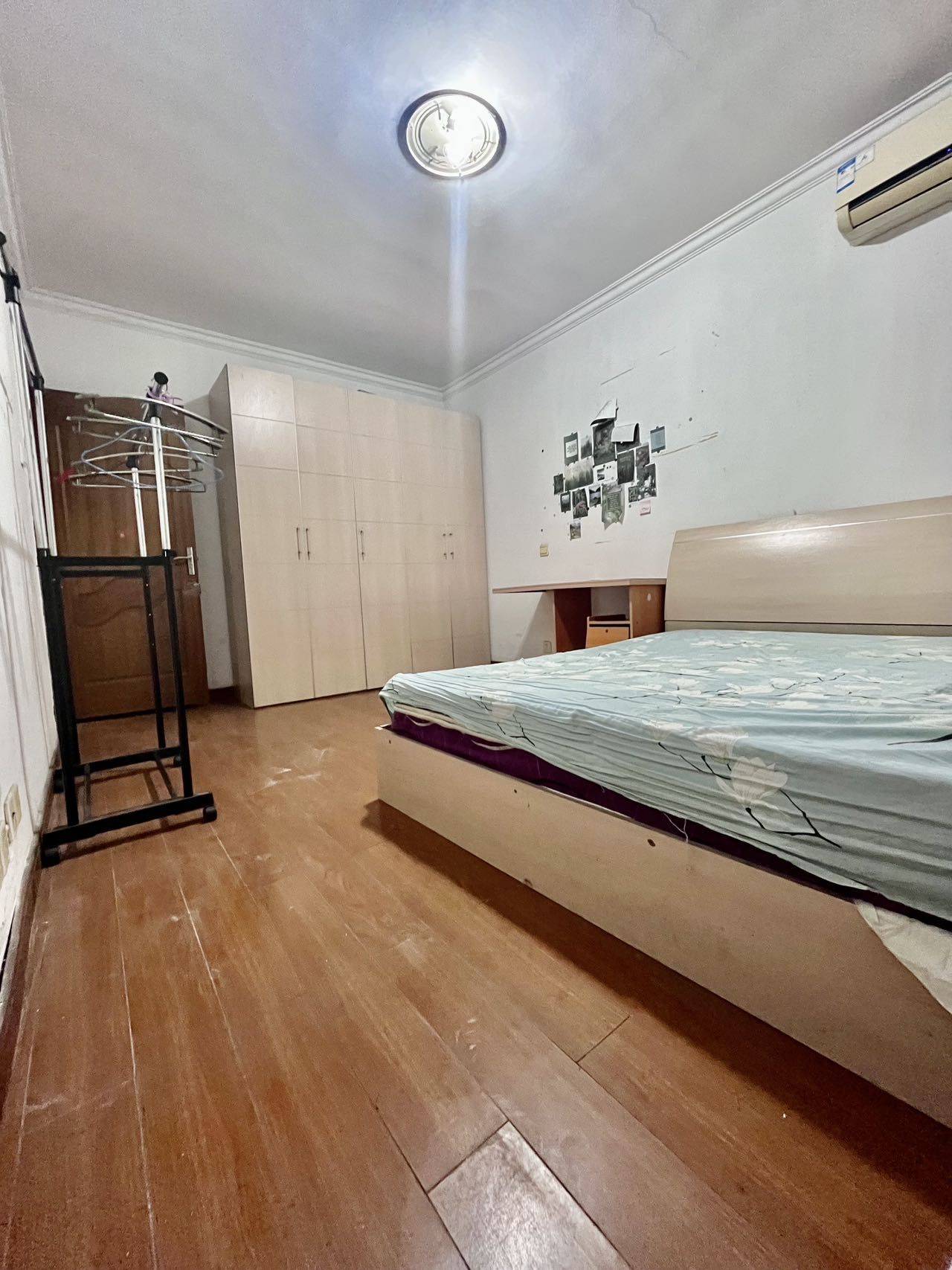 Shanghai-Pudong-Cozy Home,Clean&Comfy,No Gender Limit,Hustle & Bustle,“Friends”,Chilled,LGBTQ Friendly,Pet Friendly