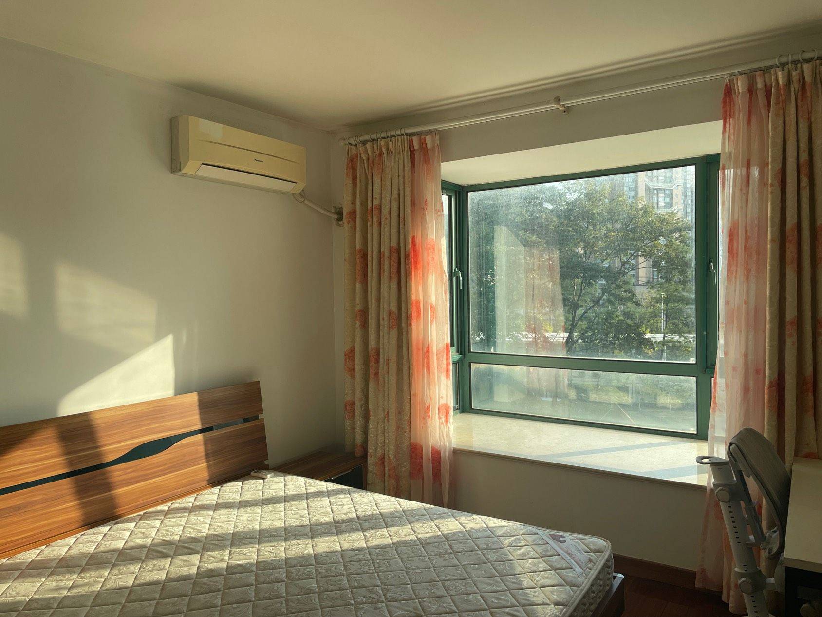 Shanghai-Putuo-Cozy Home,Clean&Comfy,No Gender Limit,Hustle & Bustle,Chilled,LGBTQ Friendly