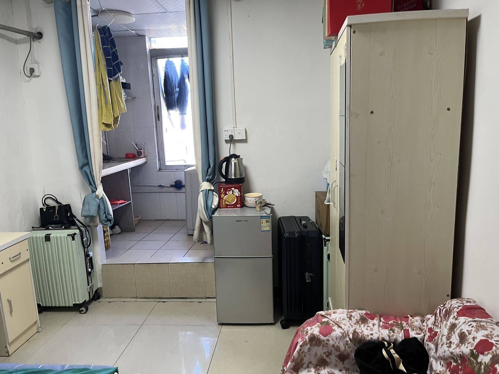 Shenzhen-Longgang-Cozy Home,Clean&Comfy,No Gender Limit,Hustle & Bustle,“Friends”,Chilled,LGBTQ Friendly,Pet Friendly