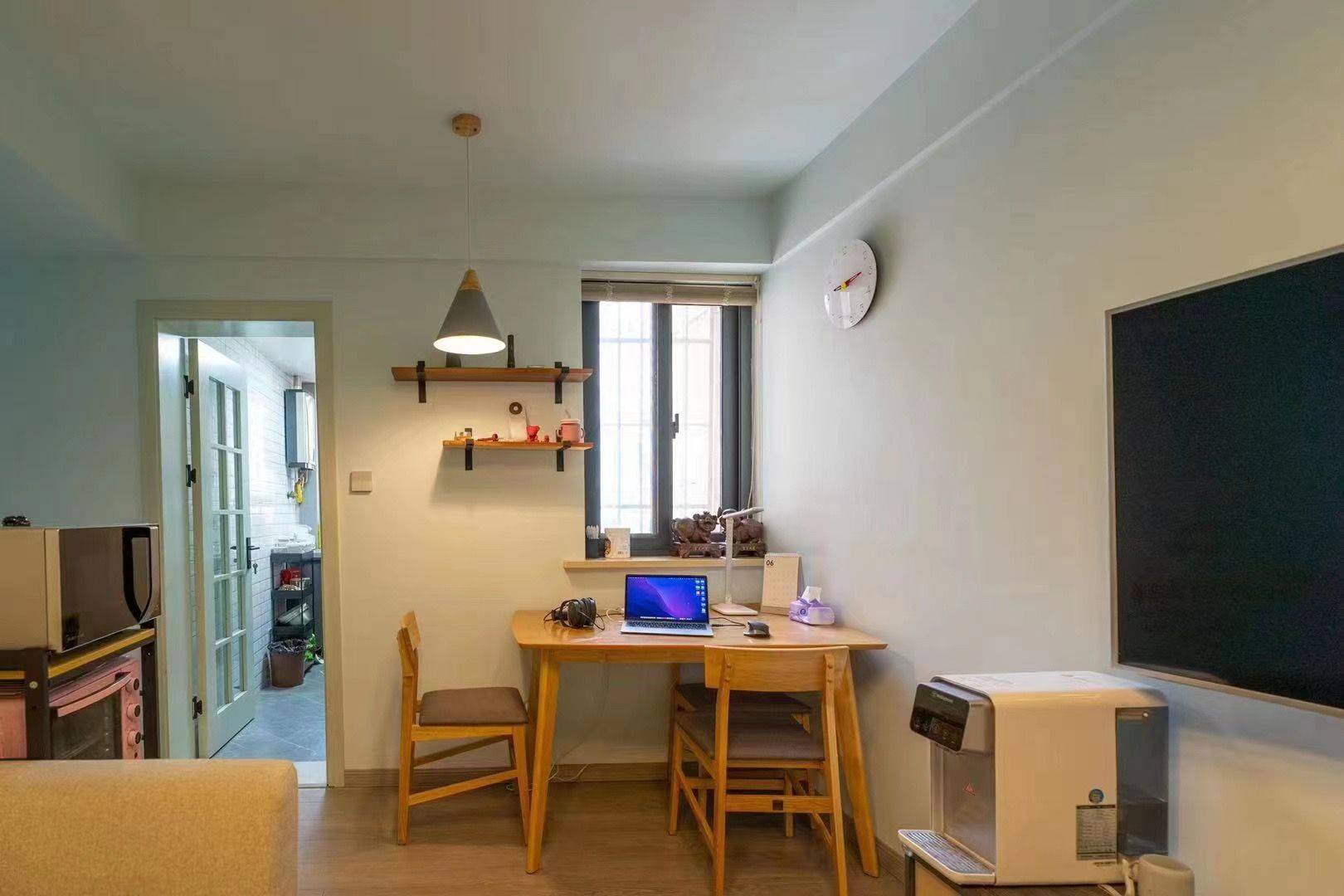 Shanghai-Pudong-Clean&Comfy,No Gender Limit,Hustle & Bustle