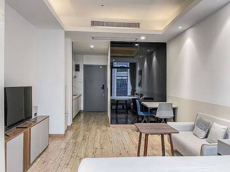 Hangzhou-Shangcheng-Cozy Home,Clean&Comfy,No Gender Limit,Hustle & Bustle,Chilled,LGBTQ Friendly,Pet Friendly