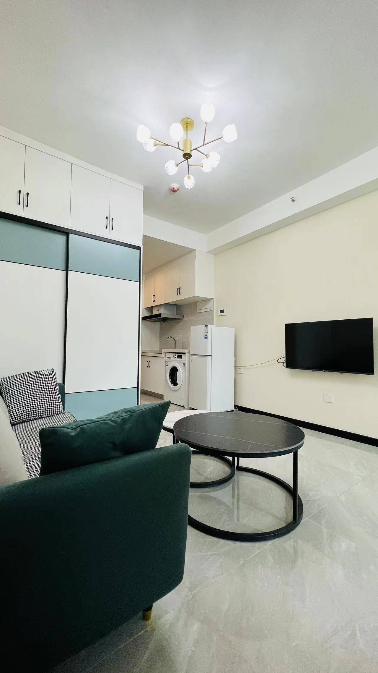 Chengdu-Shuangliu-Cozy Home,Clean&Comfy,No Gender Limit,Hustle & Bustle,Chilled,Pet Friendly