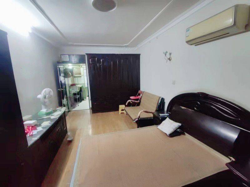 Shanghai-Jing‘An-🐱宠物友好❤️,❤️地铁口200米❤️,☘️可办居住证🌷,❤️民用水电❤️,Pet Friendly,LGBTQ Friendly,Cozy Home,Clean&Comfy,No Gender Limit,Hustle & Bustle,“Friends”,Chilled