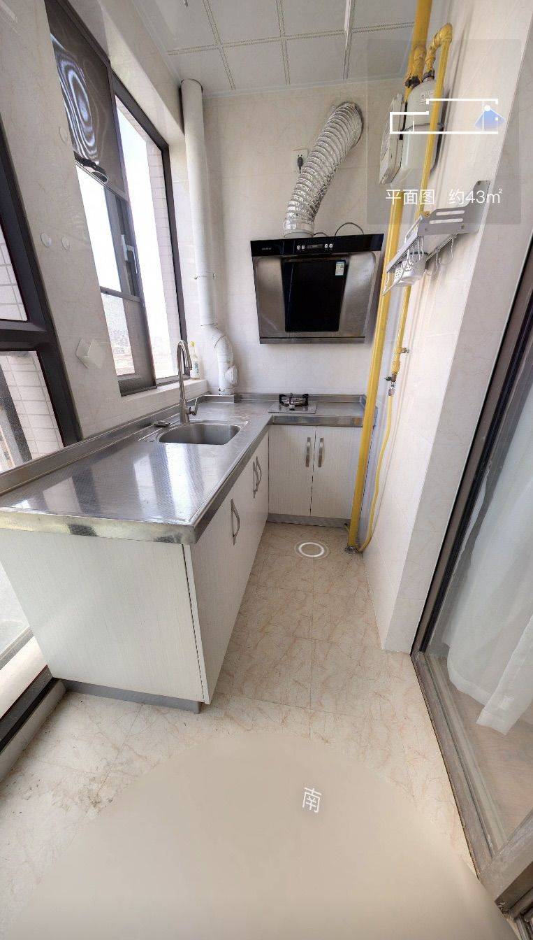 Kunming-Xishan-Clean&Comfy