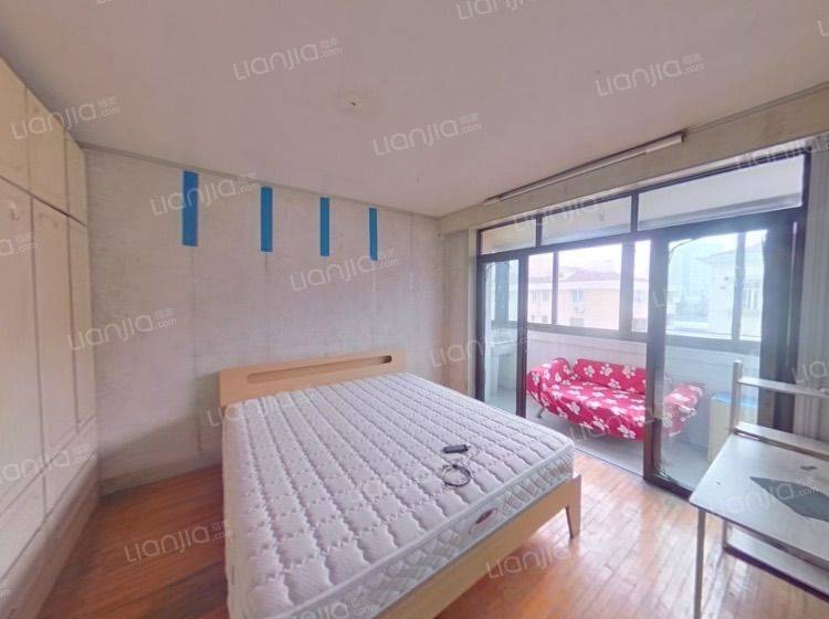 Shanghai-Xuhui-Cozy Home,No Gender Limit,Hustle & Bustle,“Friends”,Chilled,Pet Friendly