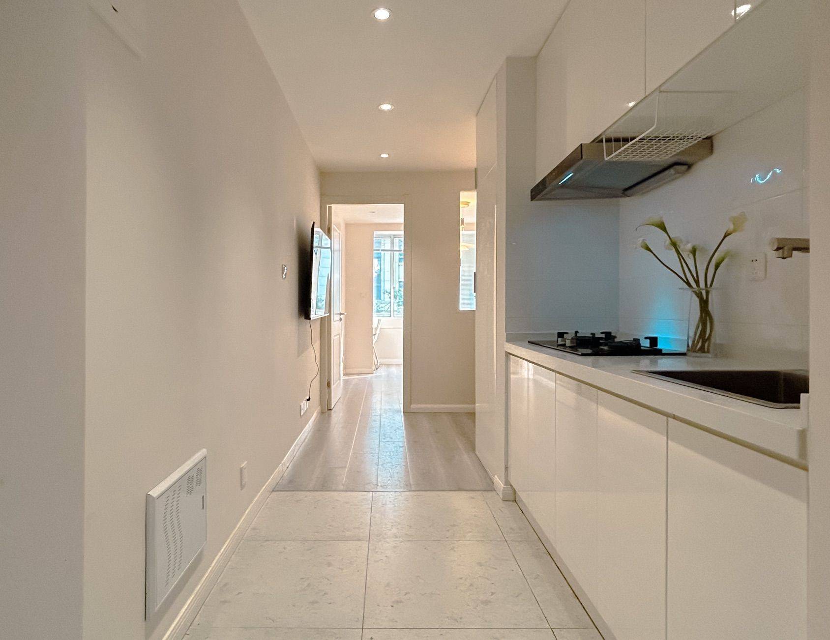 Shanghai-Changning-Cozy Home,Clean&Comfy,No Gender Limit,Hustle & Bustle,Chilled,LGBTQ Friendly