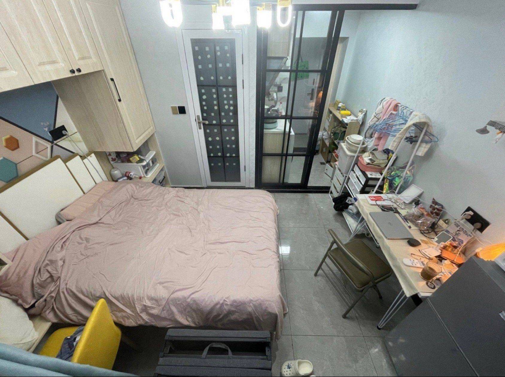 上海-長寧-近地铁🚇近商圈,🐱宠物🐶友好,留学生友好💖,青年社区👨‍🎓,🈚中介费,实体墙&双层隔音玻璃,民用水电💧,留联系方式➕V看房,押1⃣️付1⃣️