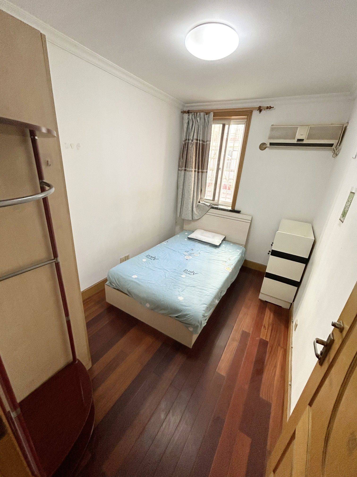 Shanghai-Huangpu-Cozy Home,Clean&Comfy,No Gender Limit,Hustle & Bustle,“Friends”,Chilled,LGBTQ Friendly,Pet Friendly