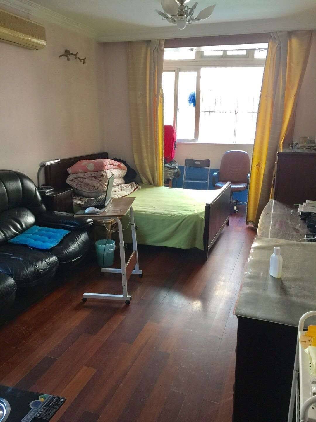 Shanghai-Hongkou-外籍友好,Pet Friendly,LGBTQ Friendly,Cozy Home,Clean&Comfy,No Gender Limit,Hustle & Bustle,“Friends”,Chilled