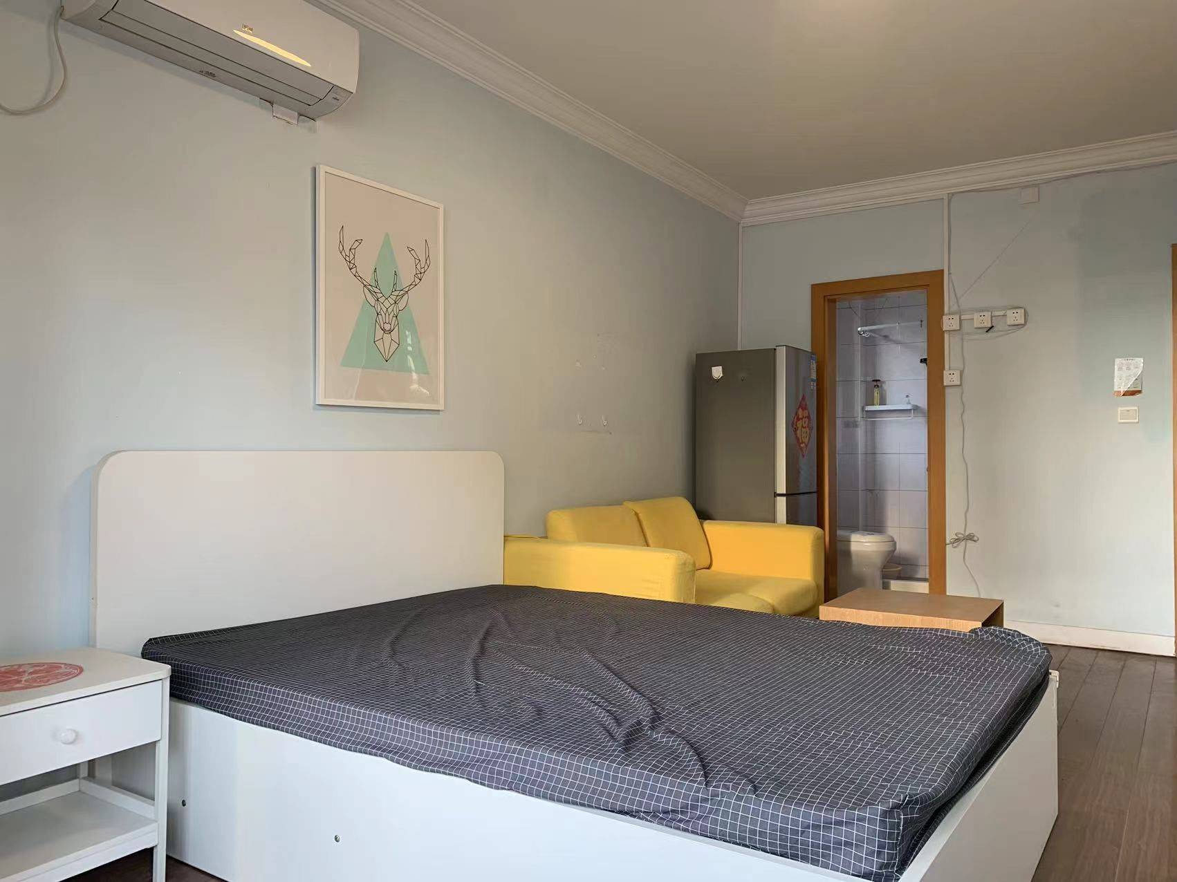Shanghai-Xuhui-Xuhui ,SJTU ,Long & Short Term,Replacement,LGBTQ Friendly,Shared Apartment