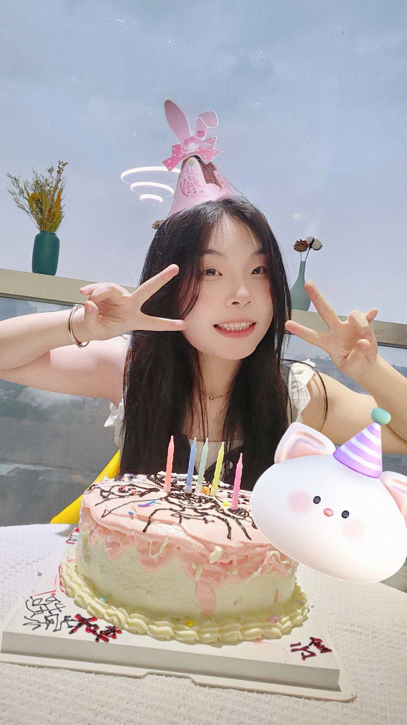 路过小客车的行李箱