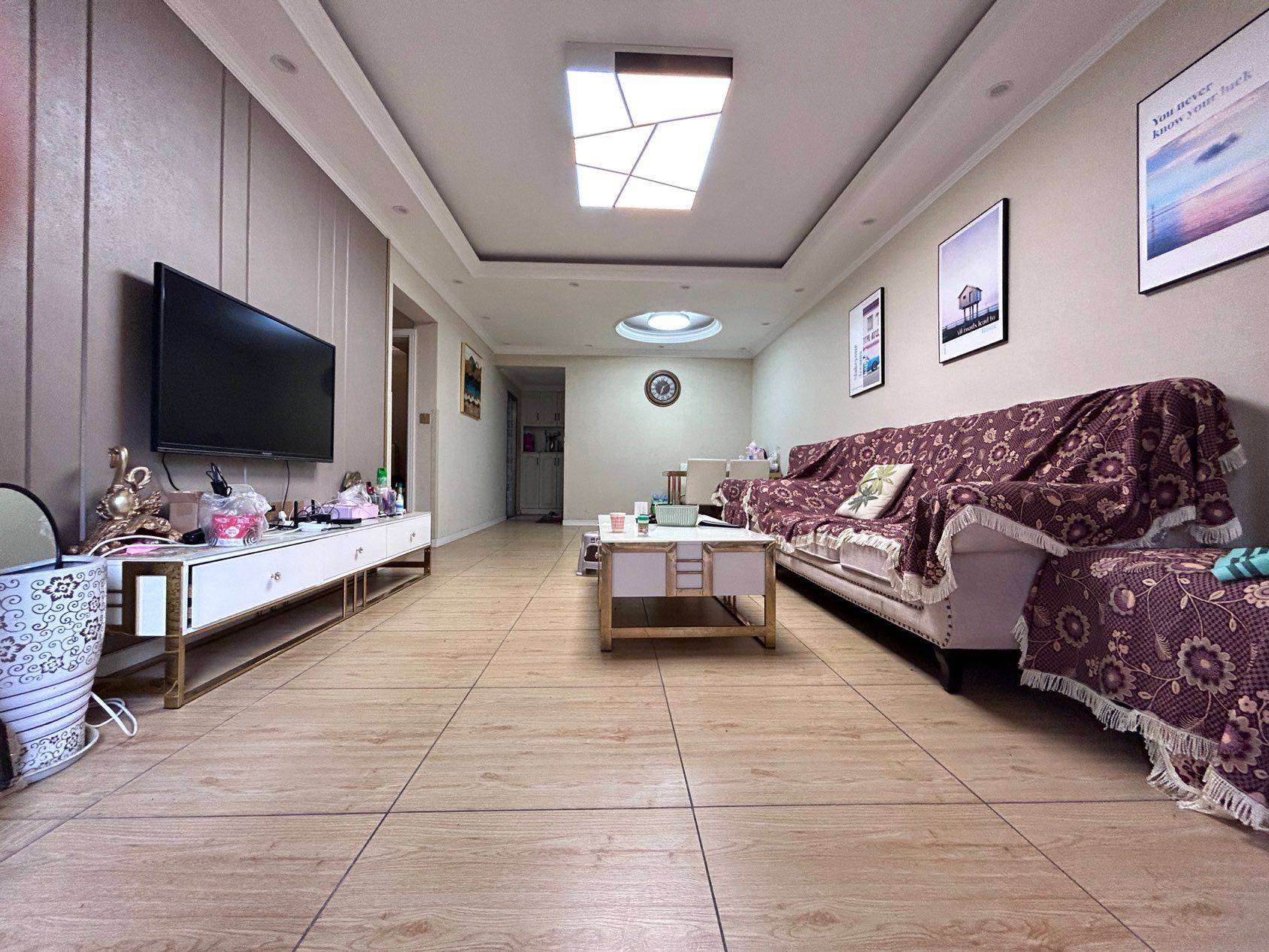Chongqing-Shapingba-Cozy Home,Clean&Comfy,No Gender Limit,Hustle & Bustle