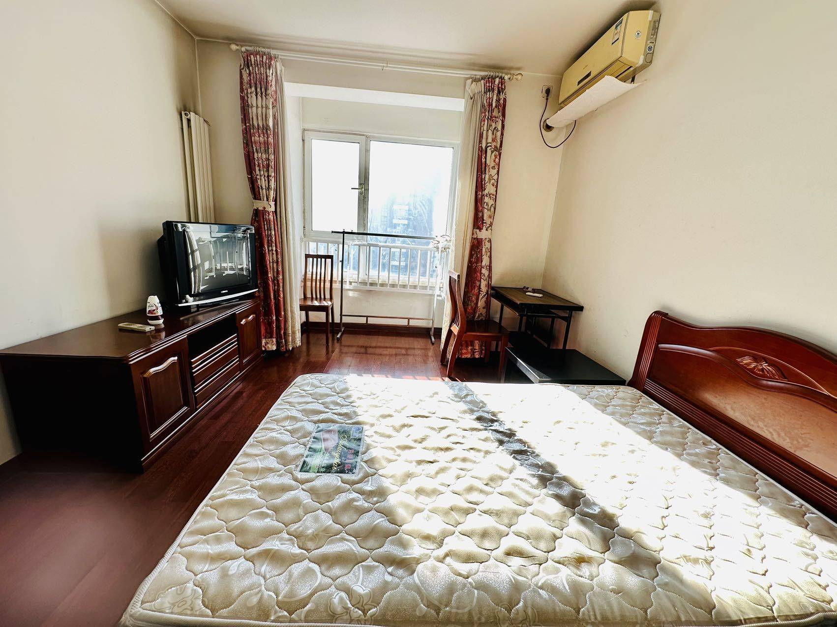 Beijing-Chaoyang-Cozy Home,Clean&Comfy,No Gender Limit,Hustle & Bustle,LGBTQ Friendly,Pet Friendly