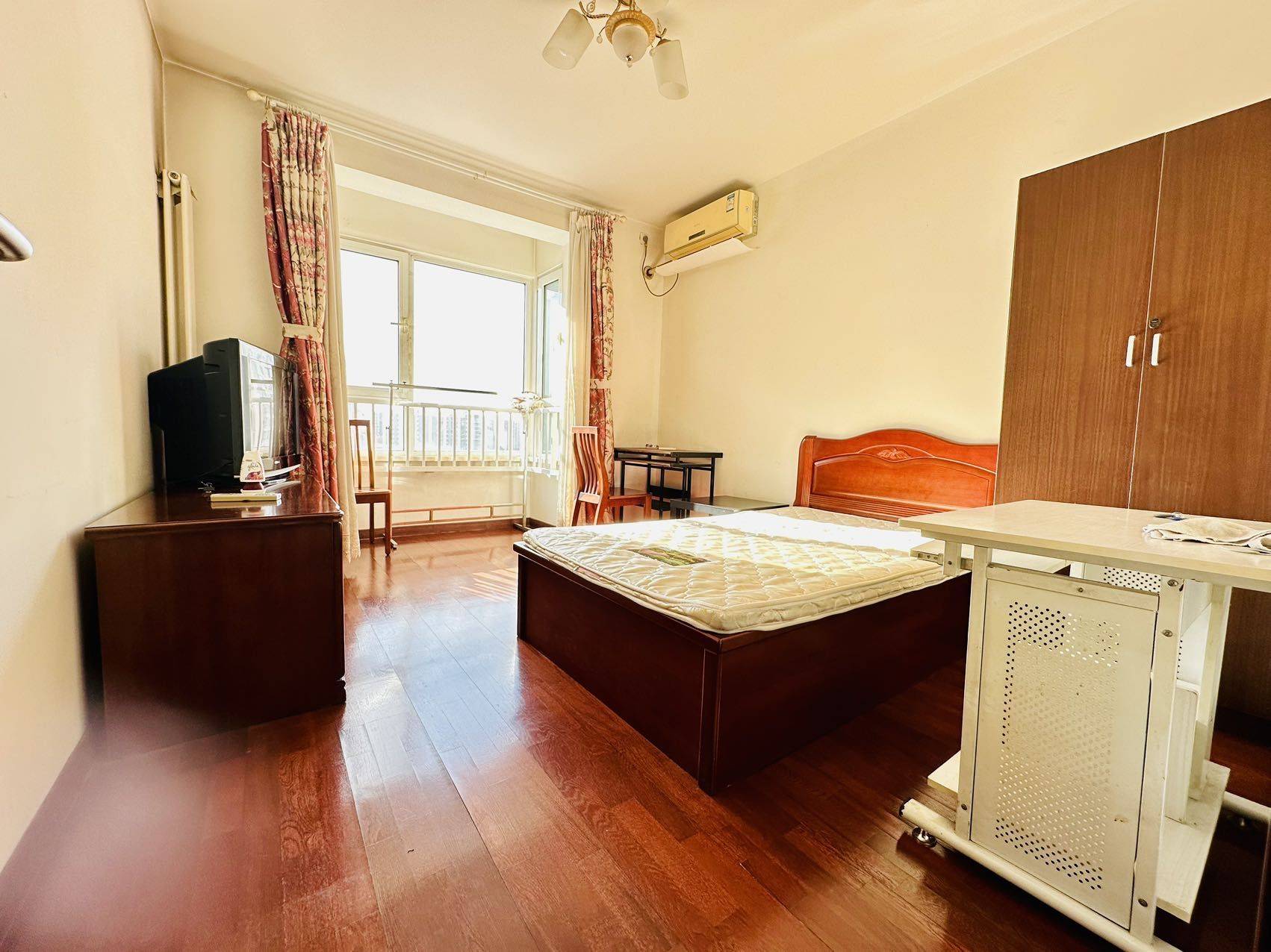 Beijing-Chaoyang-Cozy Home,Clean&Comfy,No Gender Limit,Hustle & Bustle,LGBTQ Friendly,Pet Friendly