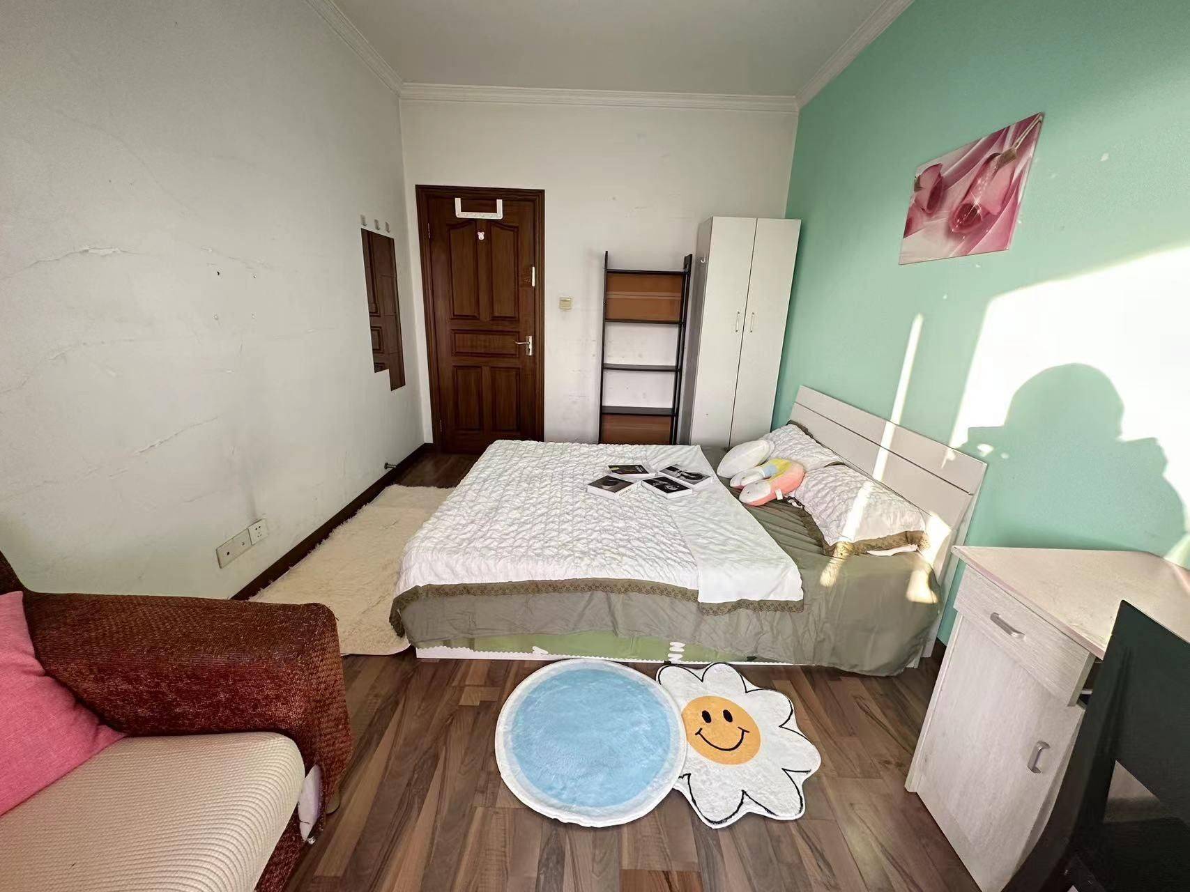 Nanjing-Jianye-Cozy Home,Clean&Comfy,No Gender Limit,Hustle & Bustle,“Friends”,Chilled,LGBTQ Friendly,Pet Friendly