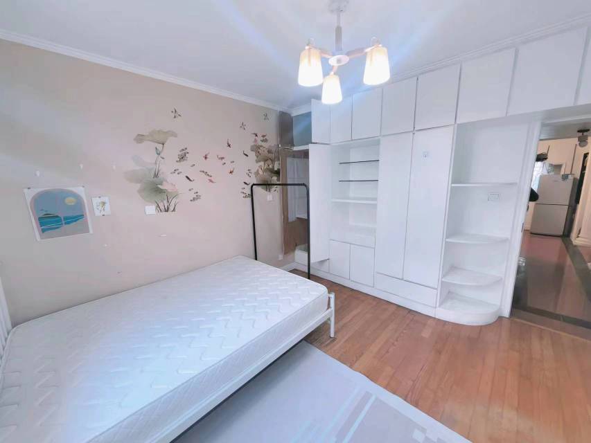 Shanghai-Minhang-LGBTQ Friendly,Pet Friendly