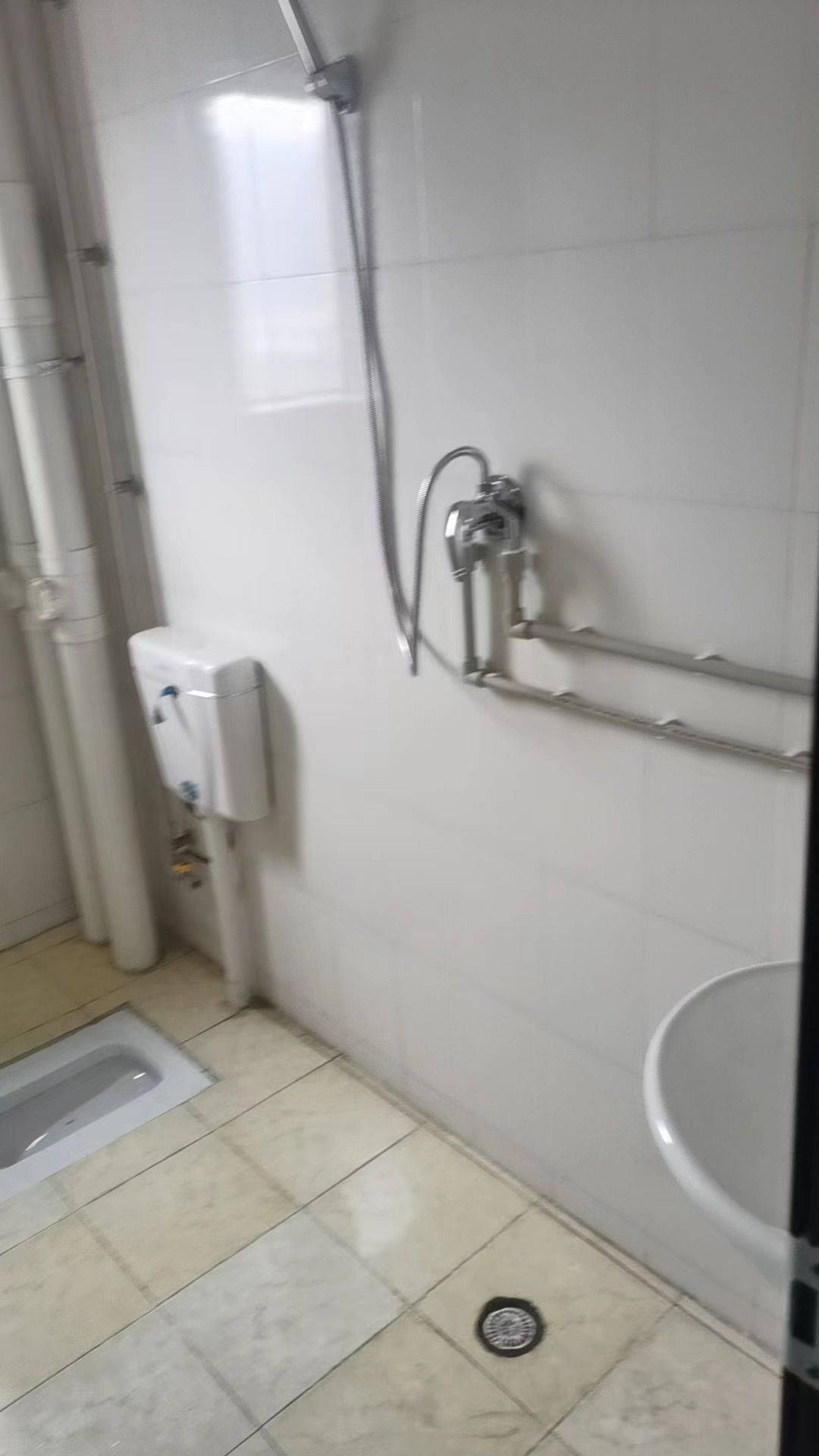 Chongqing-Jiangbei-Clean&Comfy,No Gender Limit