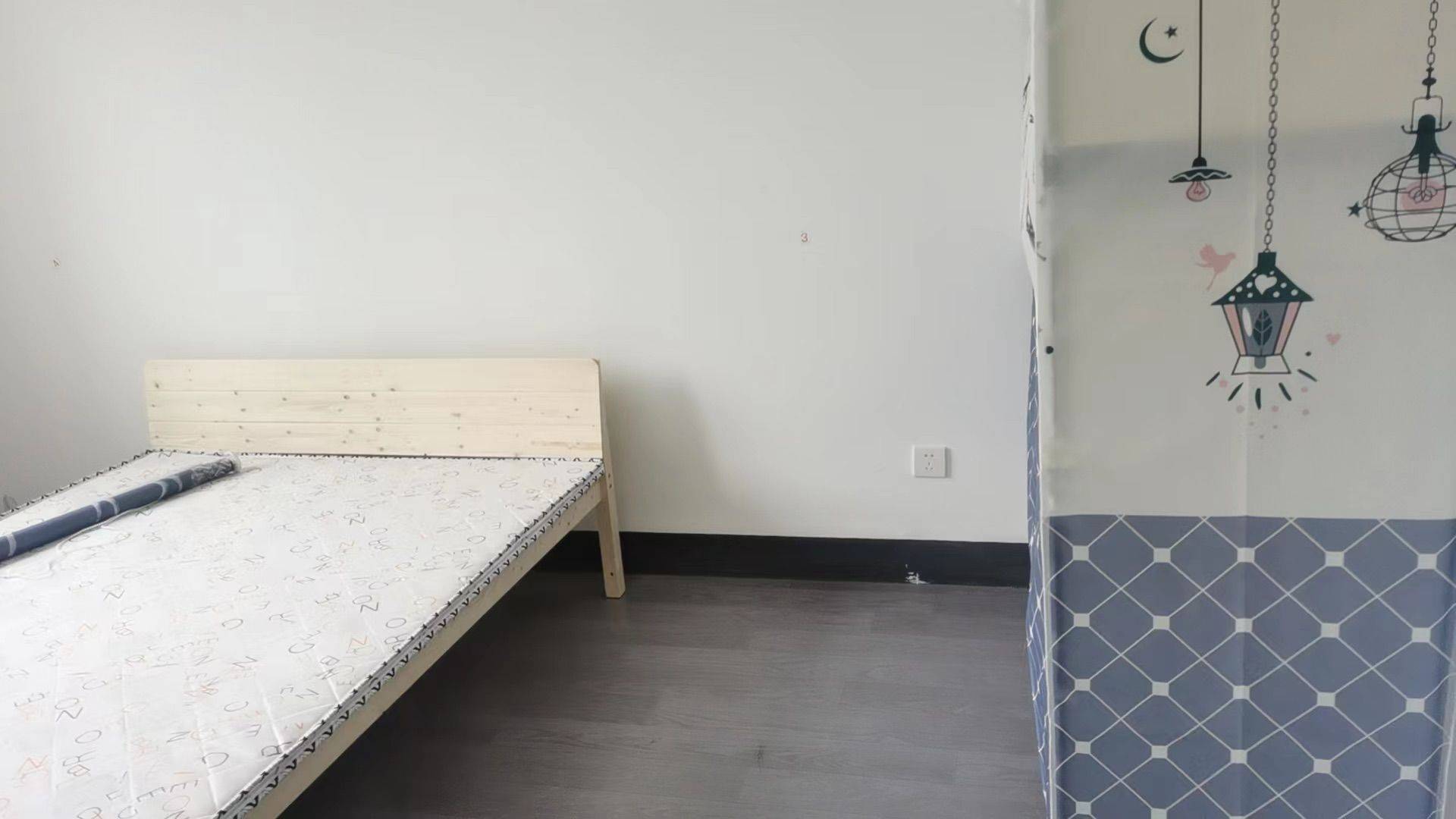 Chongqing-Jiangbei-Clean&Comfy,No Gender Limit
