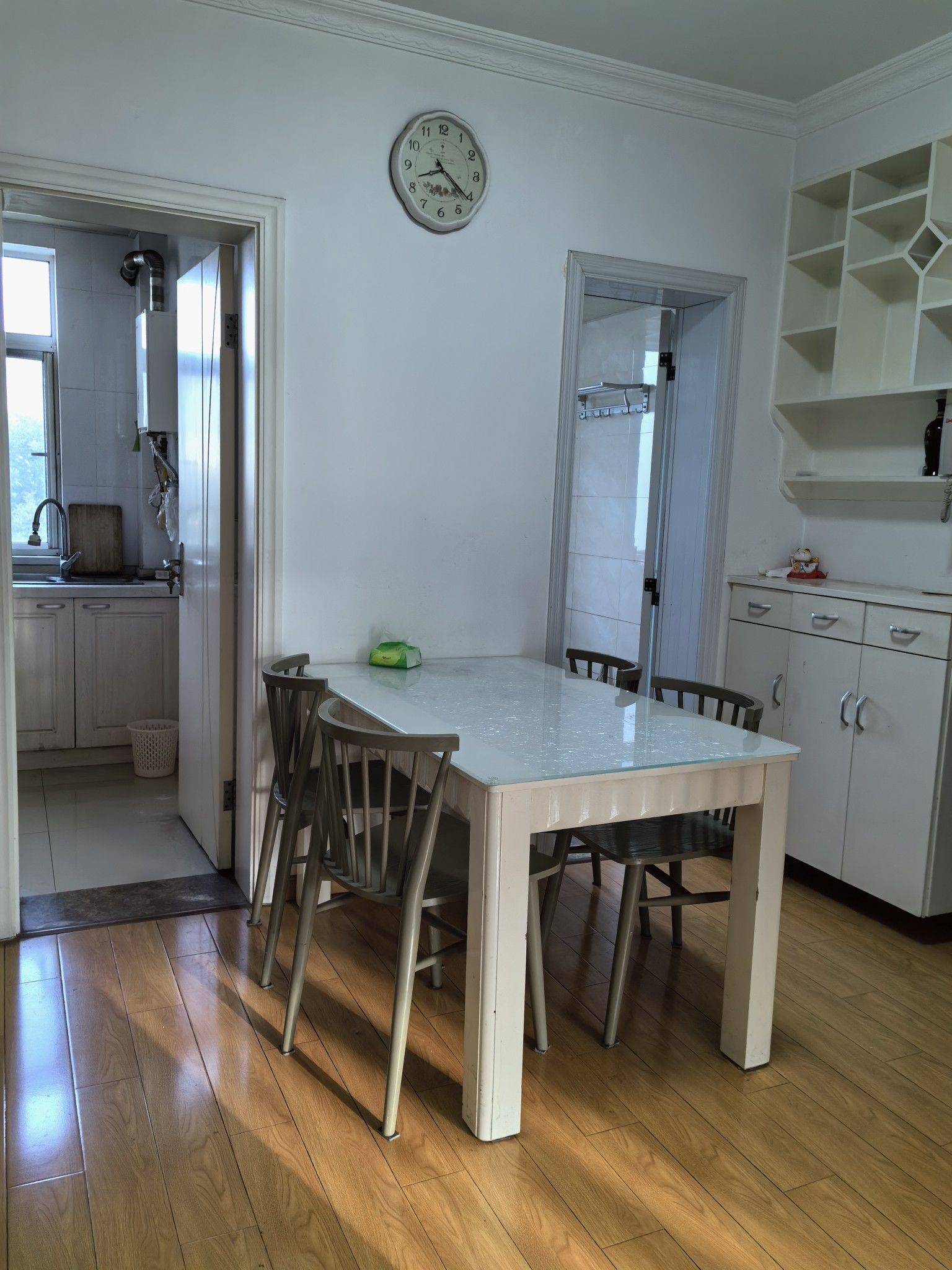 Shanghai-Minhang-Cozy Home,Clean&Comfy,No Gender Limit,Hustle & Bustle