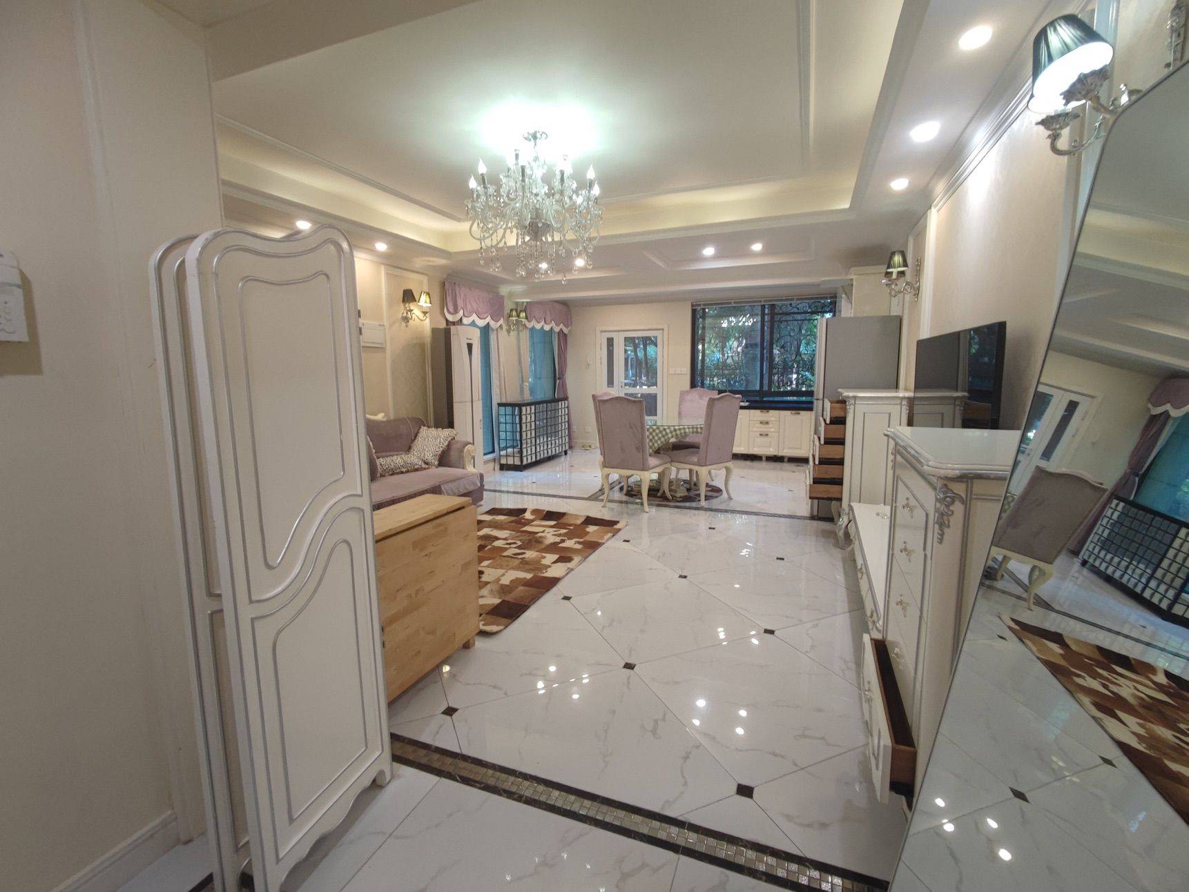 Chengdu-Qingyang-Cozy Home,Clean&Comfy,No Gender Limit,Hustle & Bustle,“Friends”,Chilled