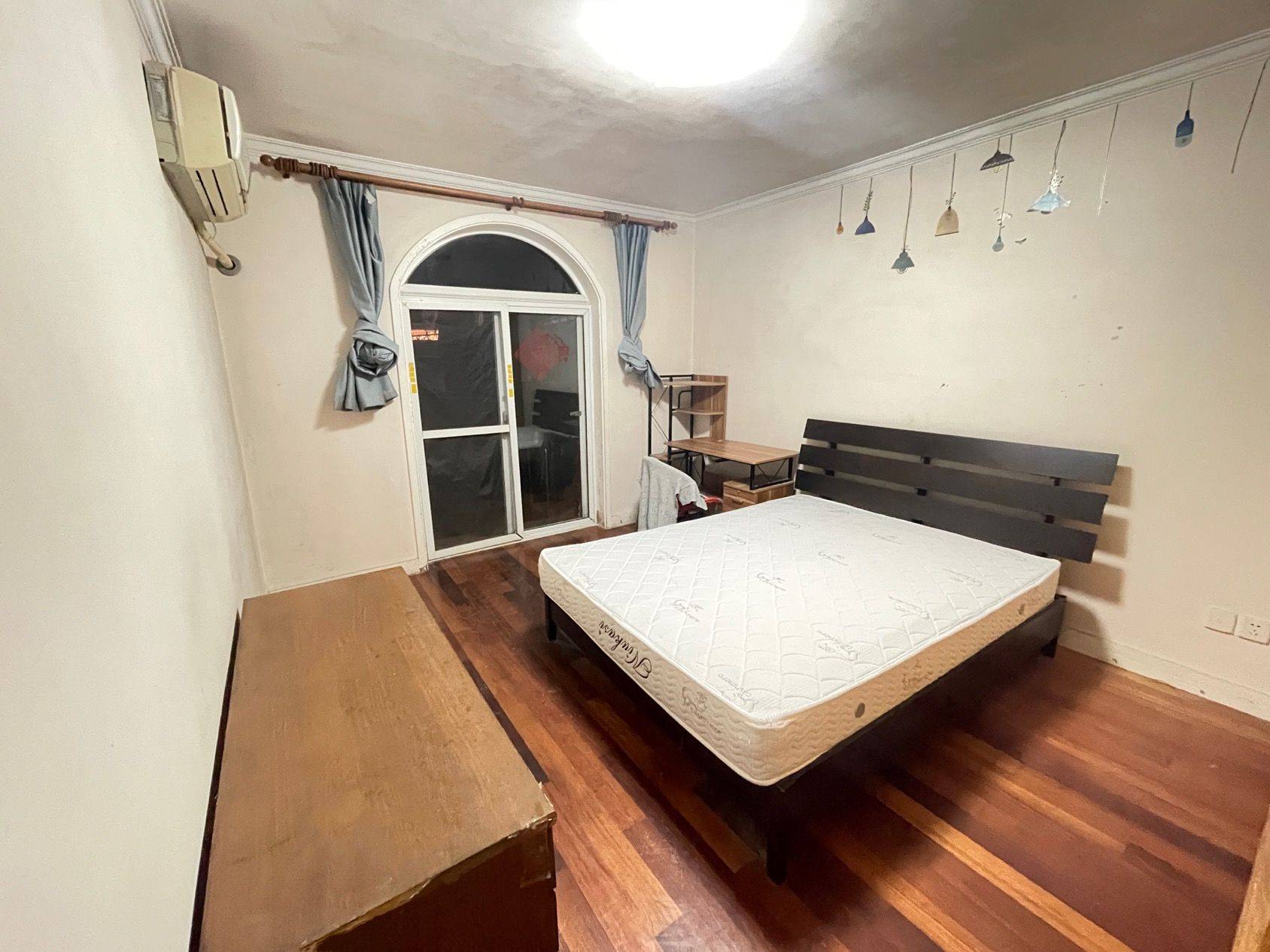 Shanghai-Changning-Pet Friendly