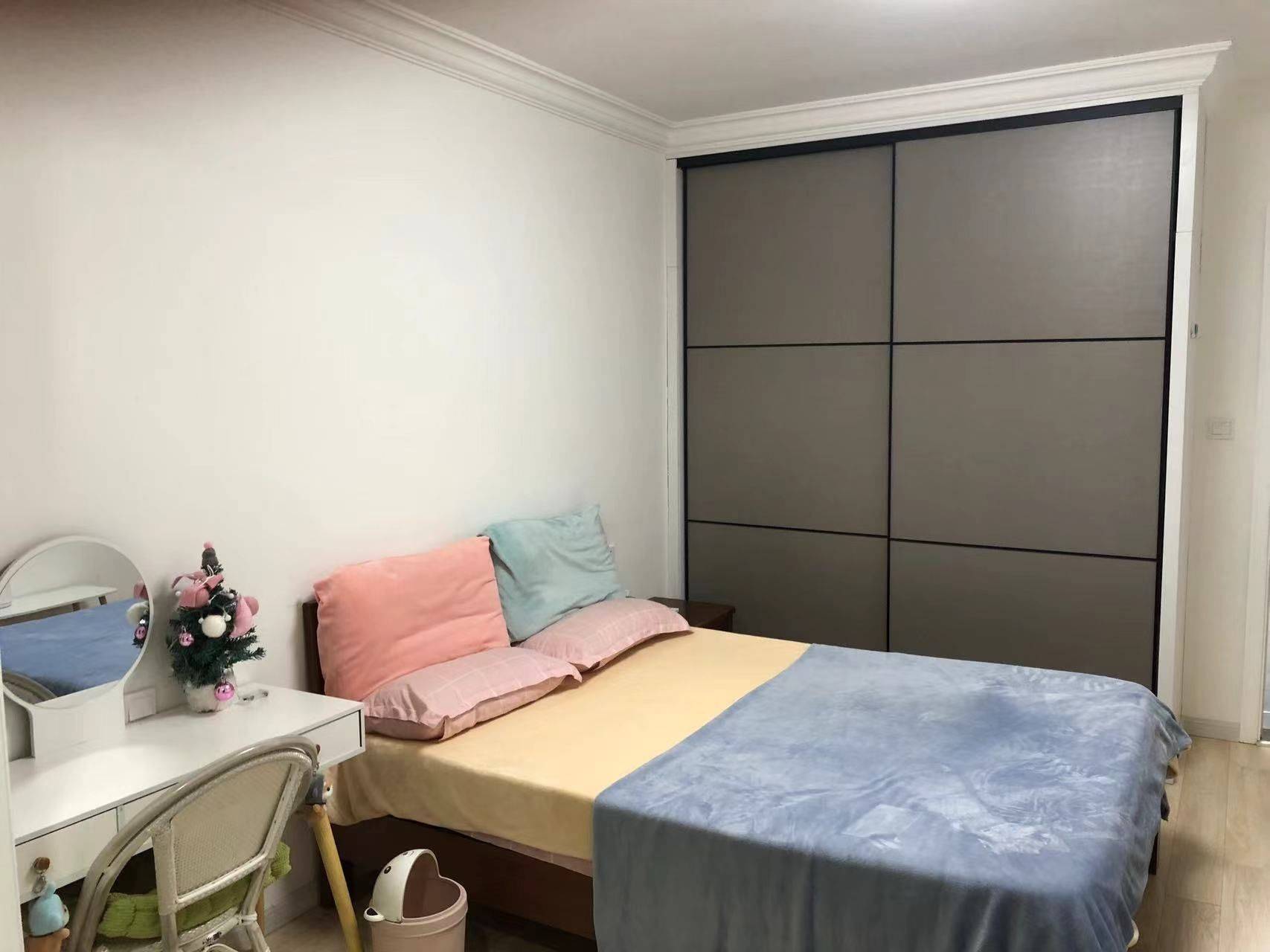 Shanghai-Putuo-Pet Friendly