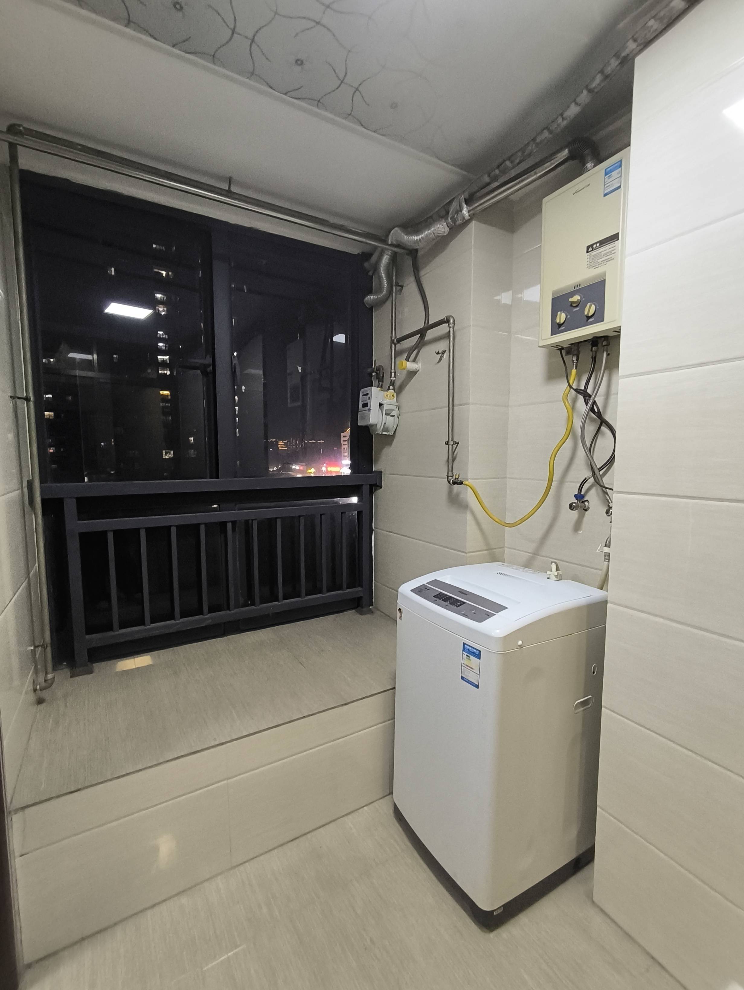 Dongguan-Shipai-Cozy Home,Clean&Comfy,No Gender Limit,Chilled,Pet Friendly