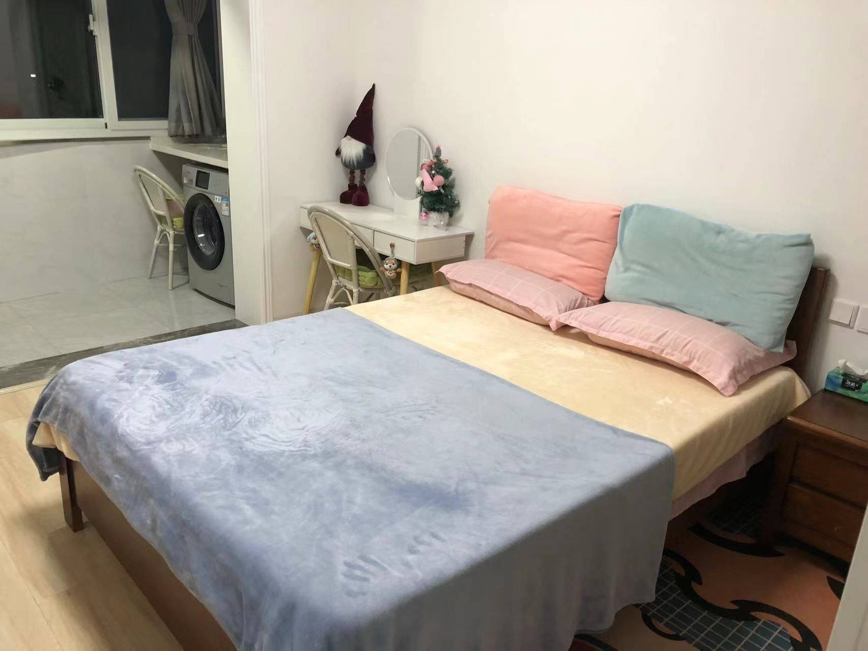 Shanghai-Putuo-Pet Friendly