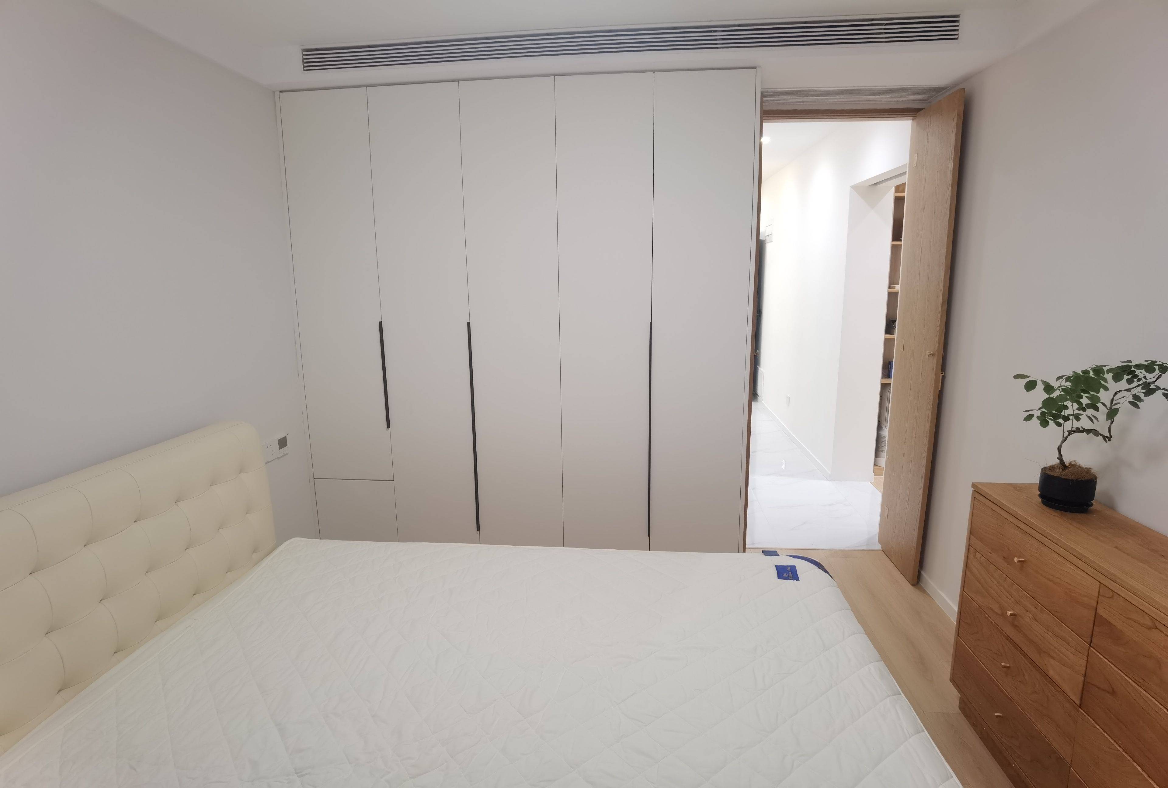 Shanghai-Pudong-Cozy Home,Clean&Comfy,No Gender Limit,Hustle & Bustle,“Friends”,Chilled,LGBTQ Friendly,Pet Friendly